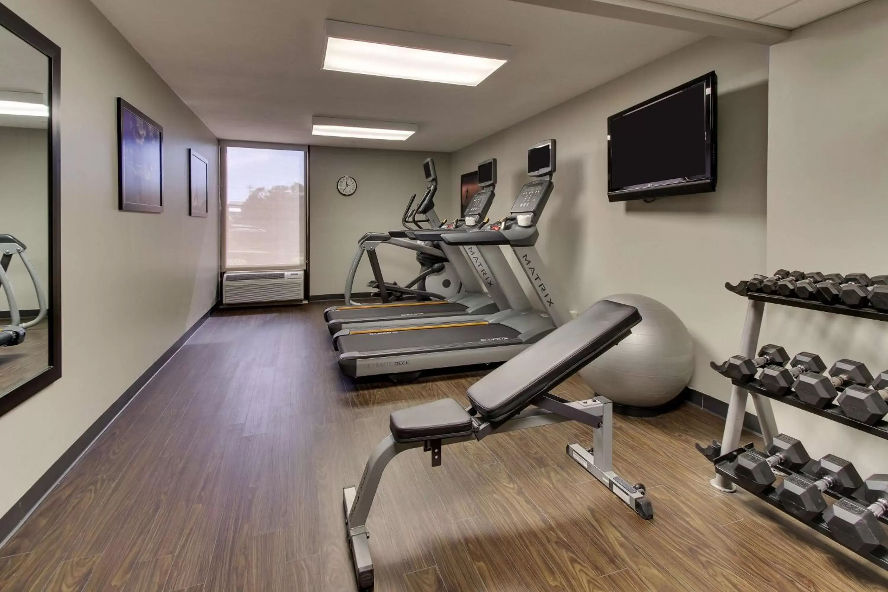 Activities, Fitness Center/Facilities in Drury Inn & Suites Poplar Bluff
