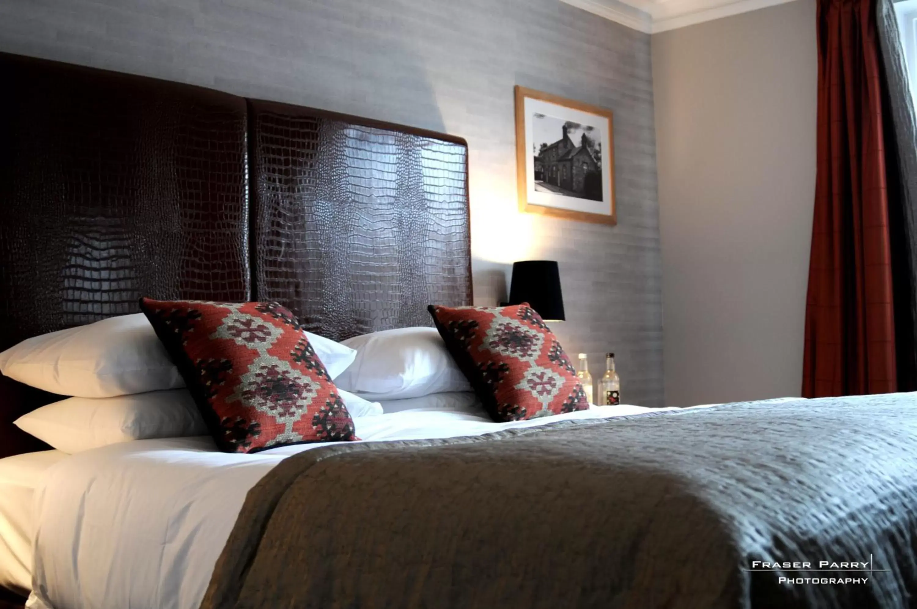 Bed in The Saracens Head Hotel