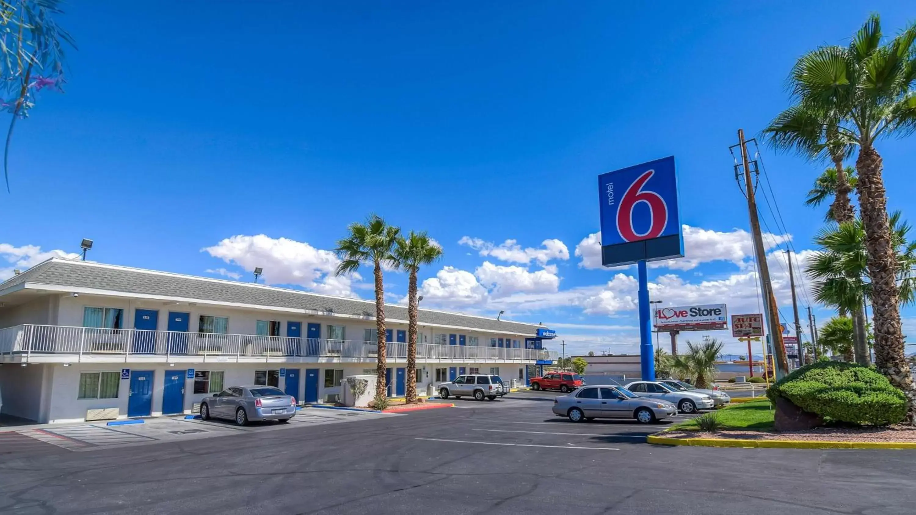 Property Building in Motel 6-Las Vegas, NV - Boulder Hwy
