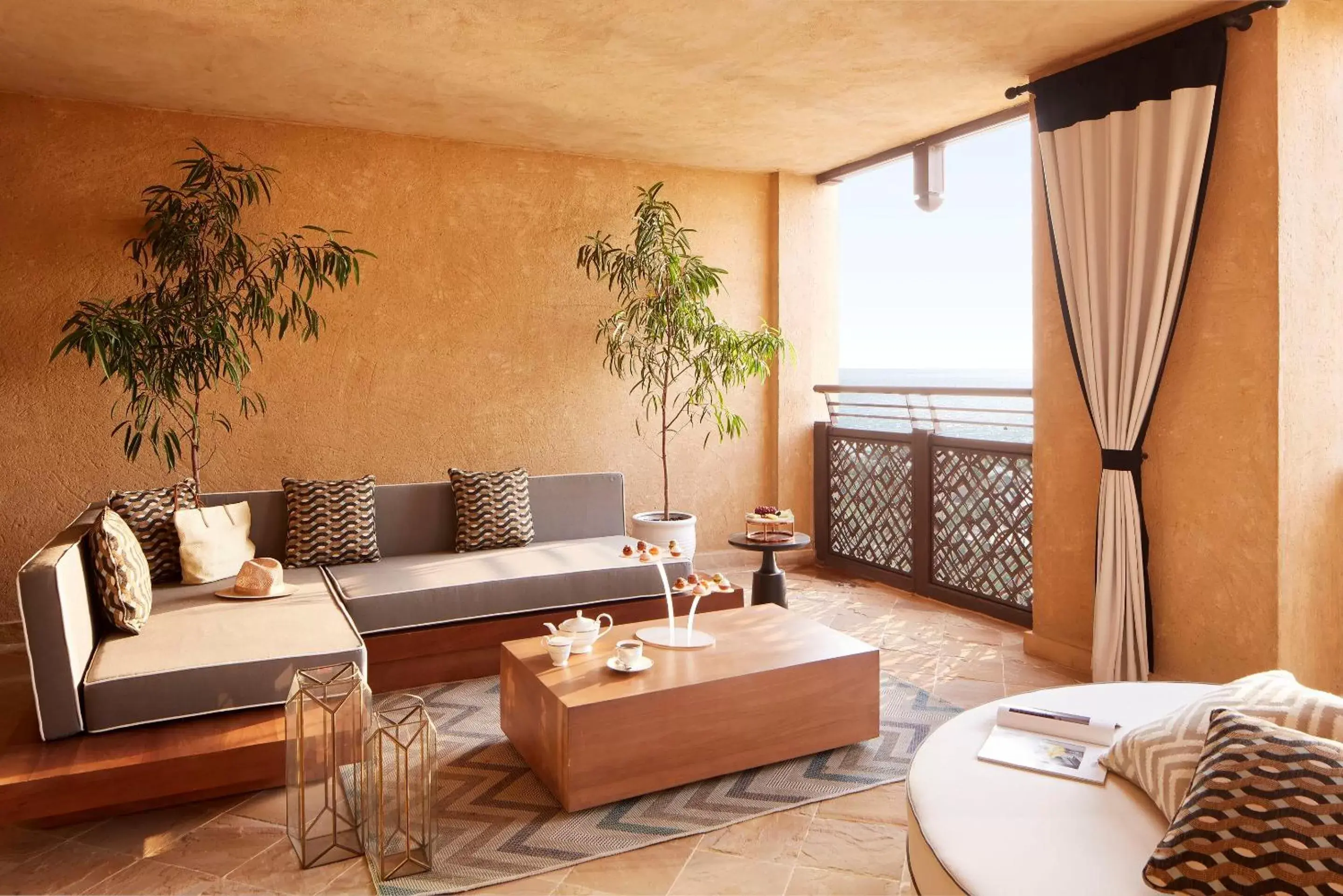 Balcony/Terrace, Seating Area in Jumeirah Mina A'Salam