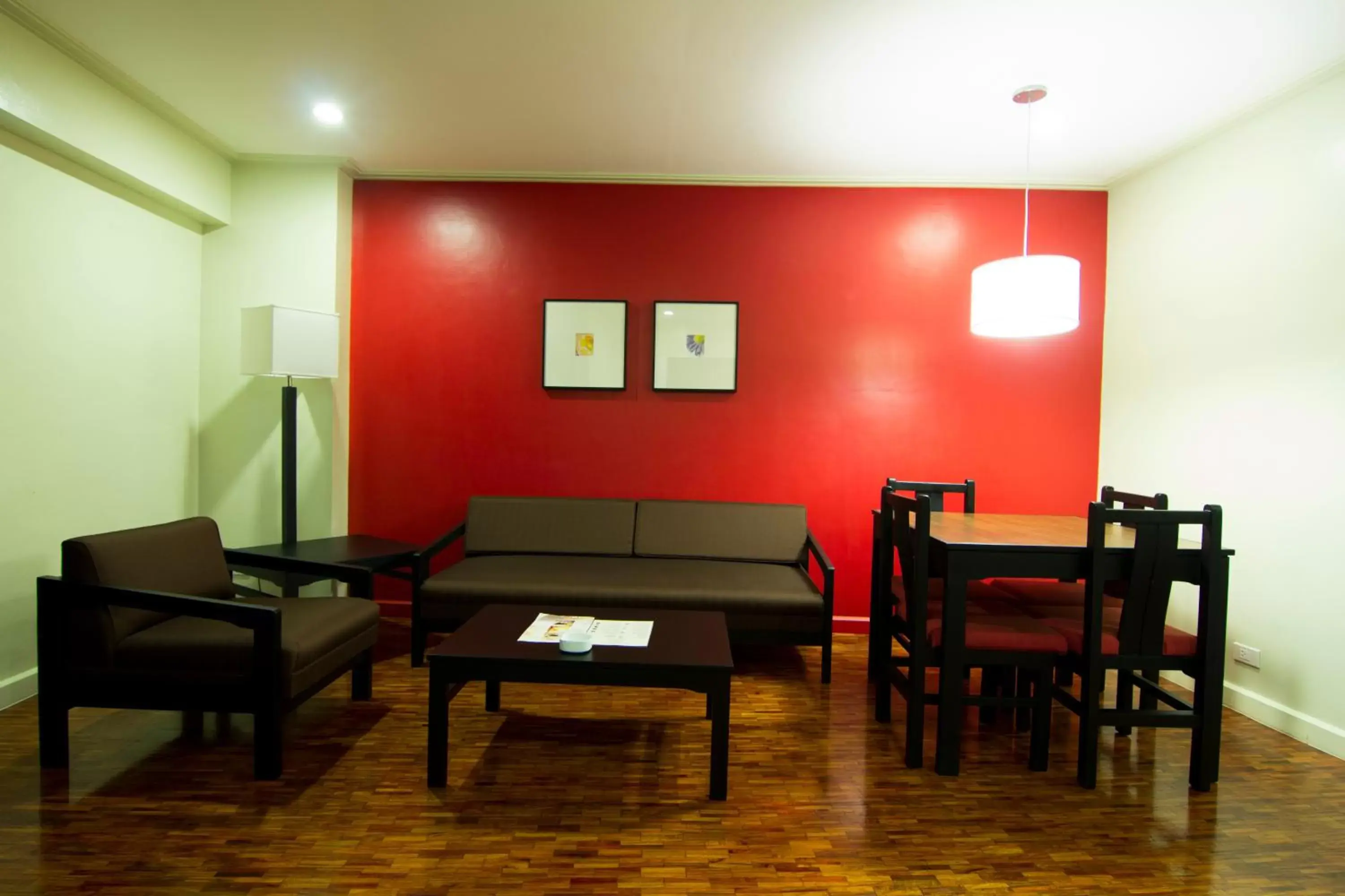 One Bedroom Deluxe Suite in Copacabana Apartment Hotel