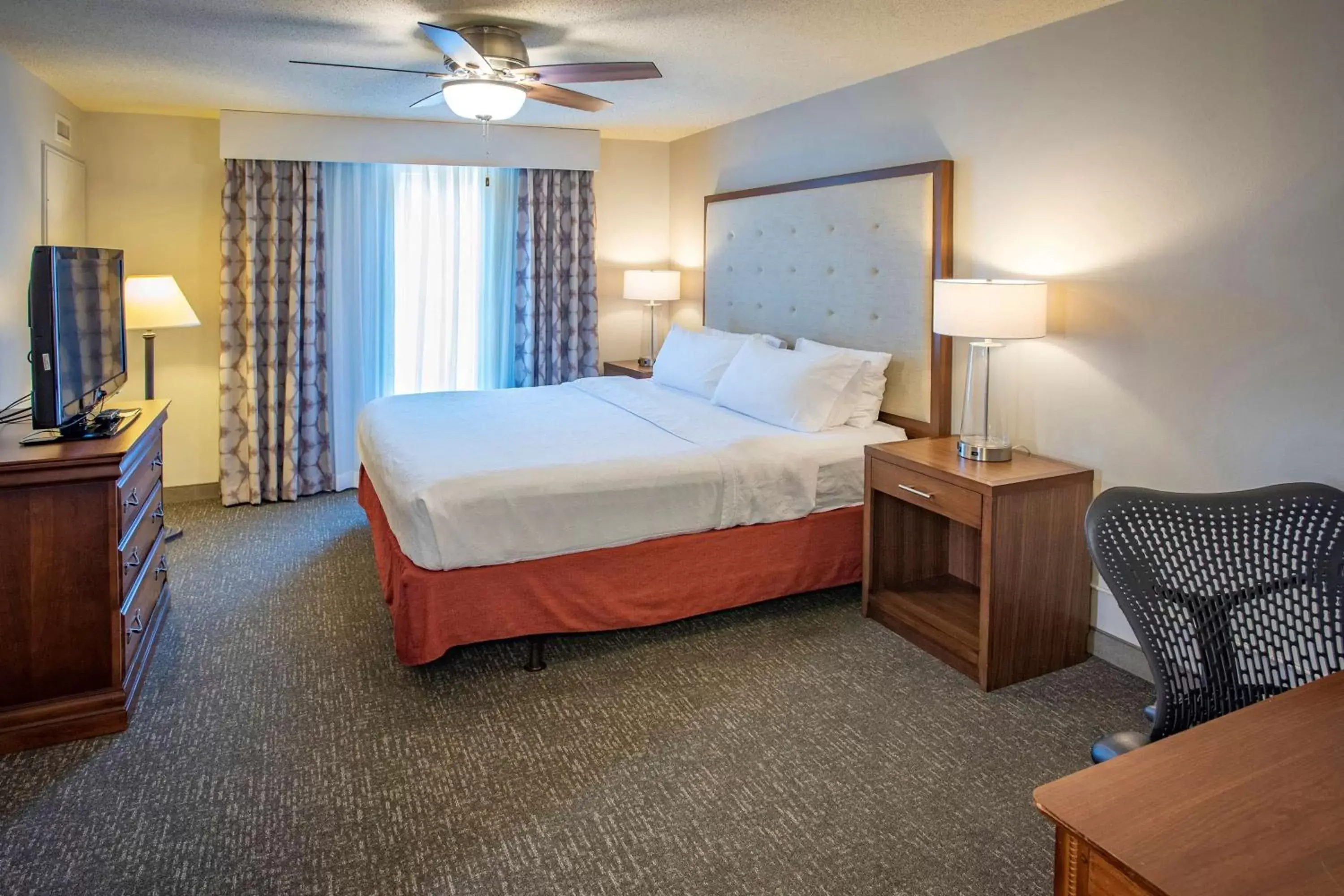 Bed in Homewood Suites by Hilton Pensacola Airport-Cordova Mall Area