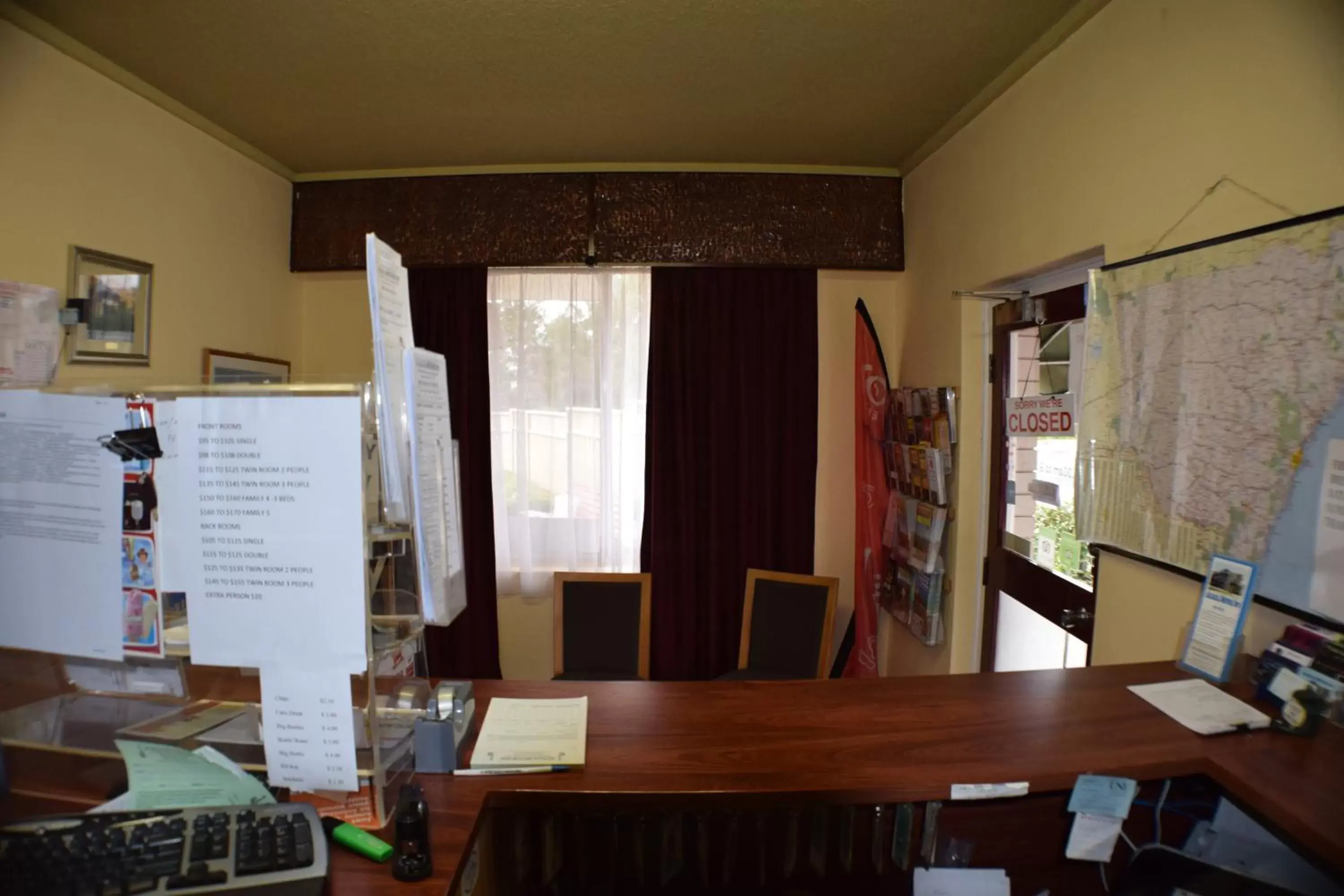 Day, Dining Area in Acacia Motor Inn