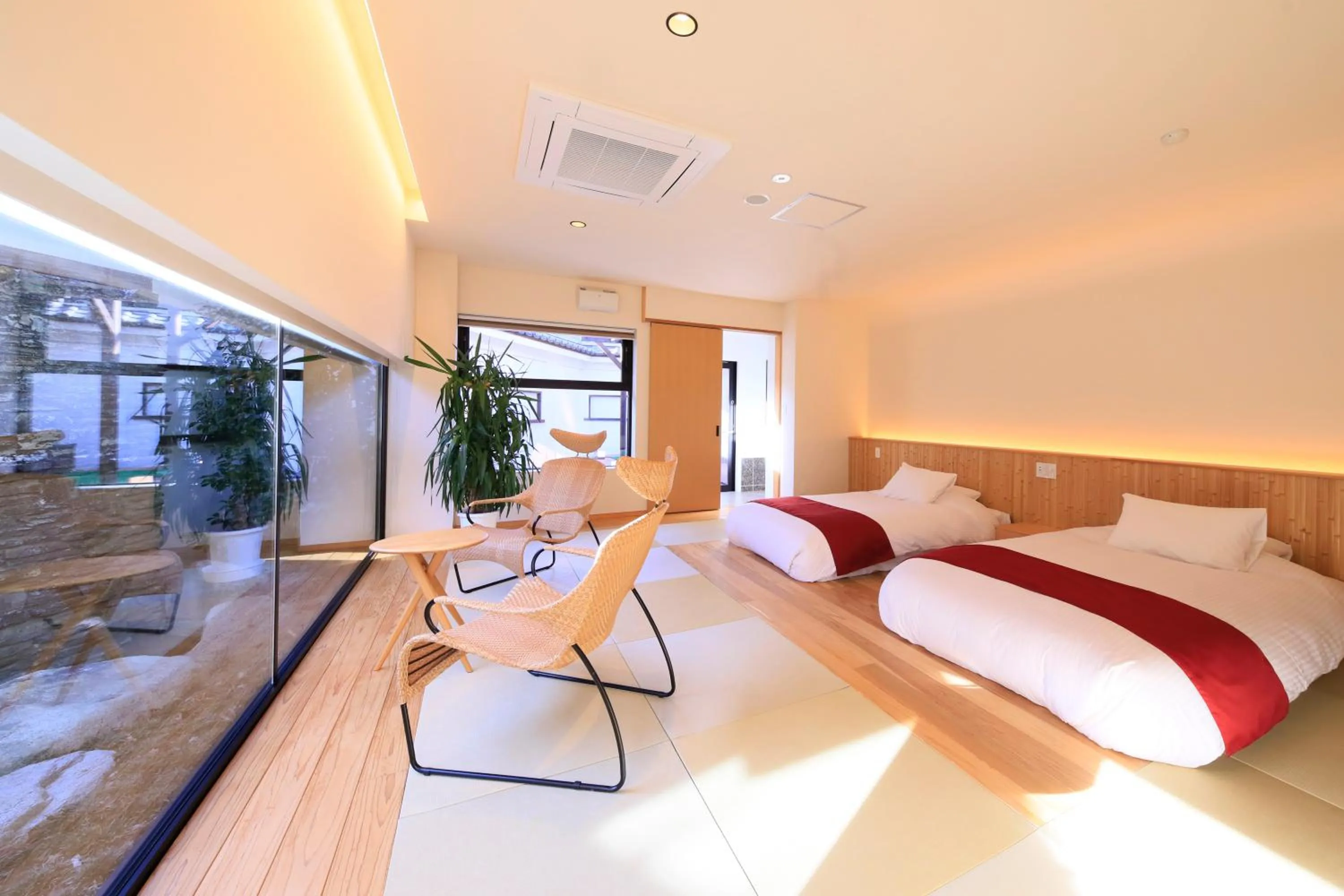 Bed in Fuji Onsenji Yumedono