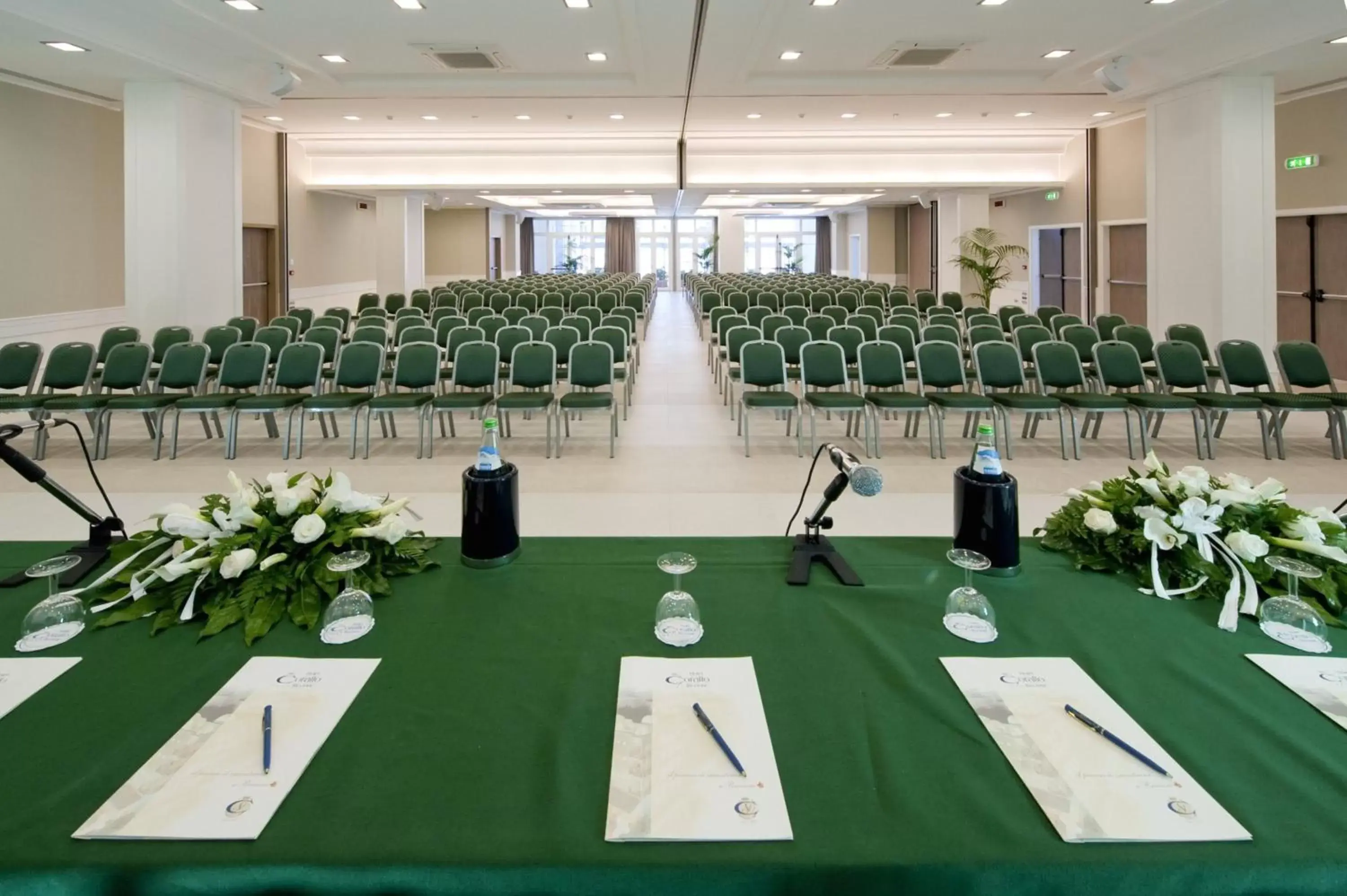 Business facilities, Business Area/Conference Room in Hotel Corallo