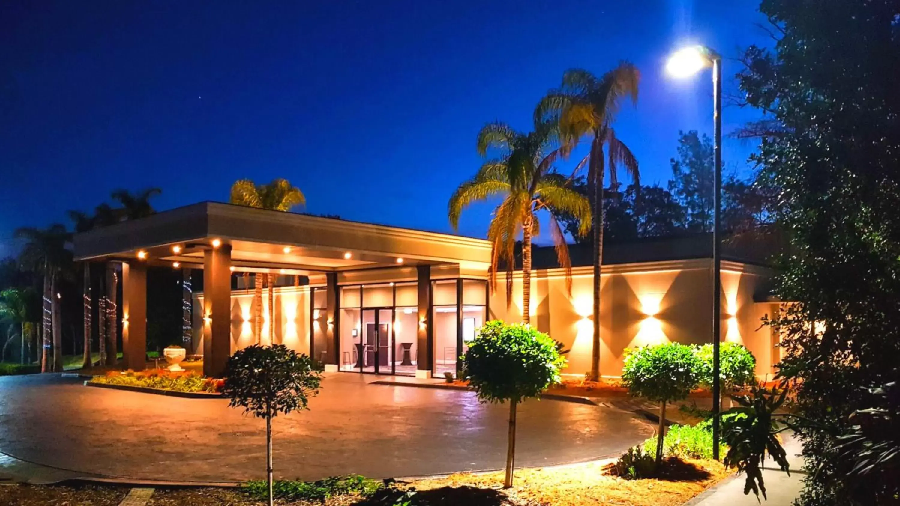 Banquet/Function facilities, Property Building in Holiday Inn Warwick Farm, an IHG Hotel