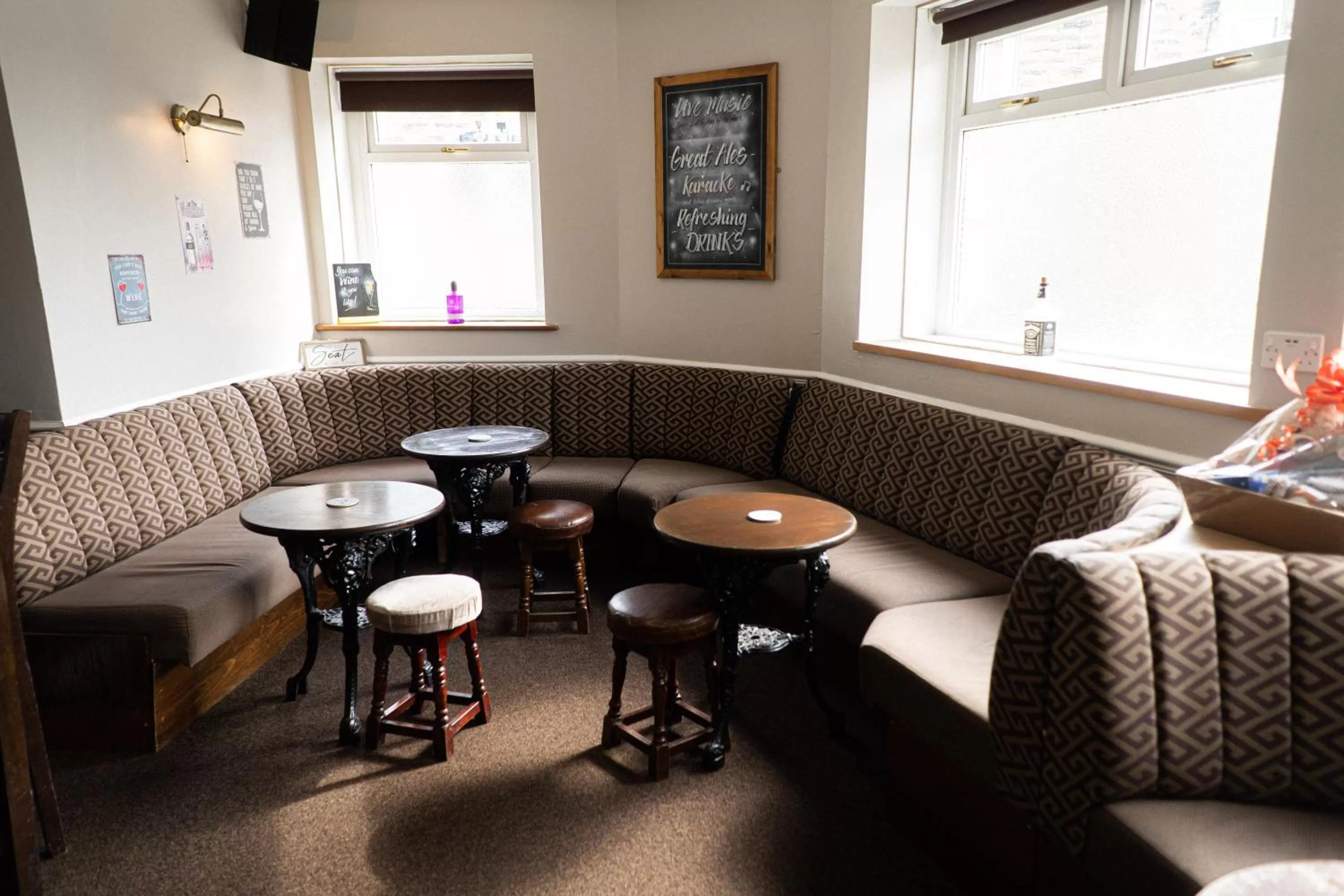 Lounge/Bar in Masons Arms Amble