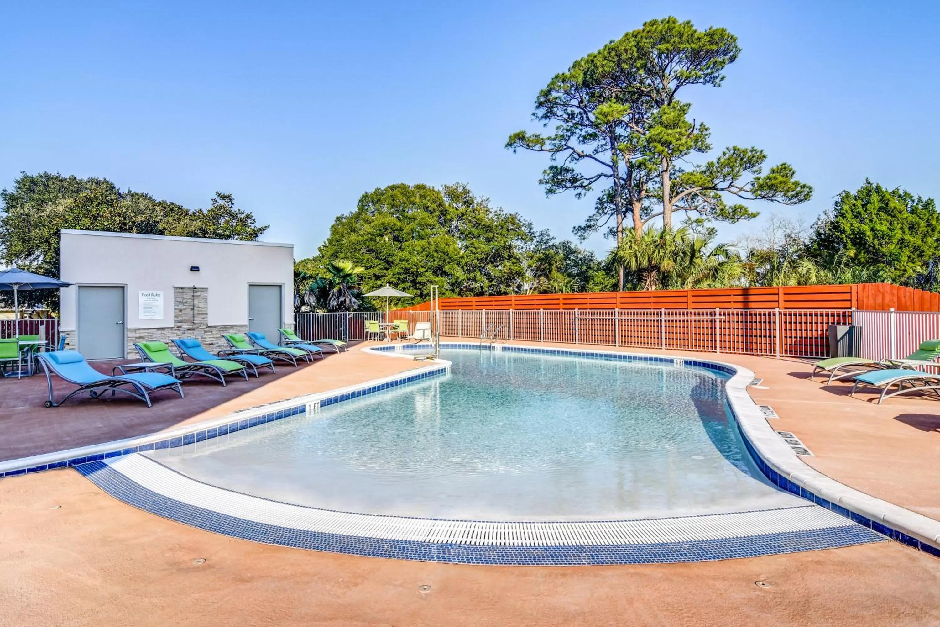 Swimming pool in Holiday Inn Express - Fort Walton Beach Central by IHG