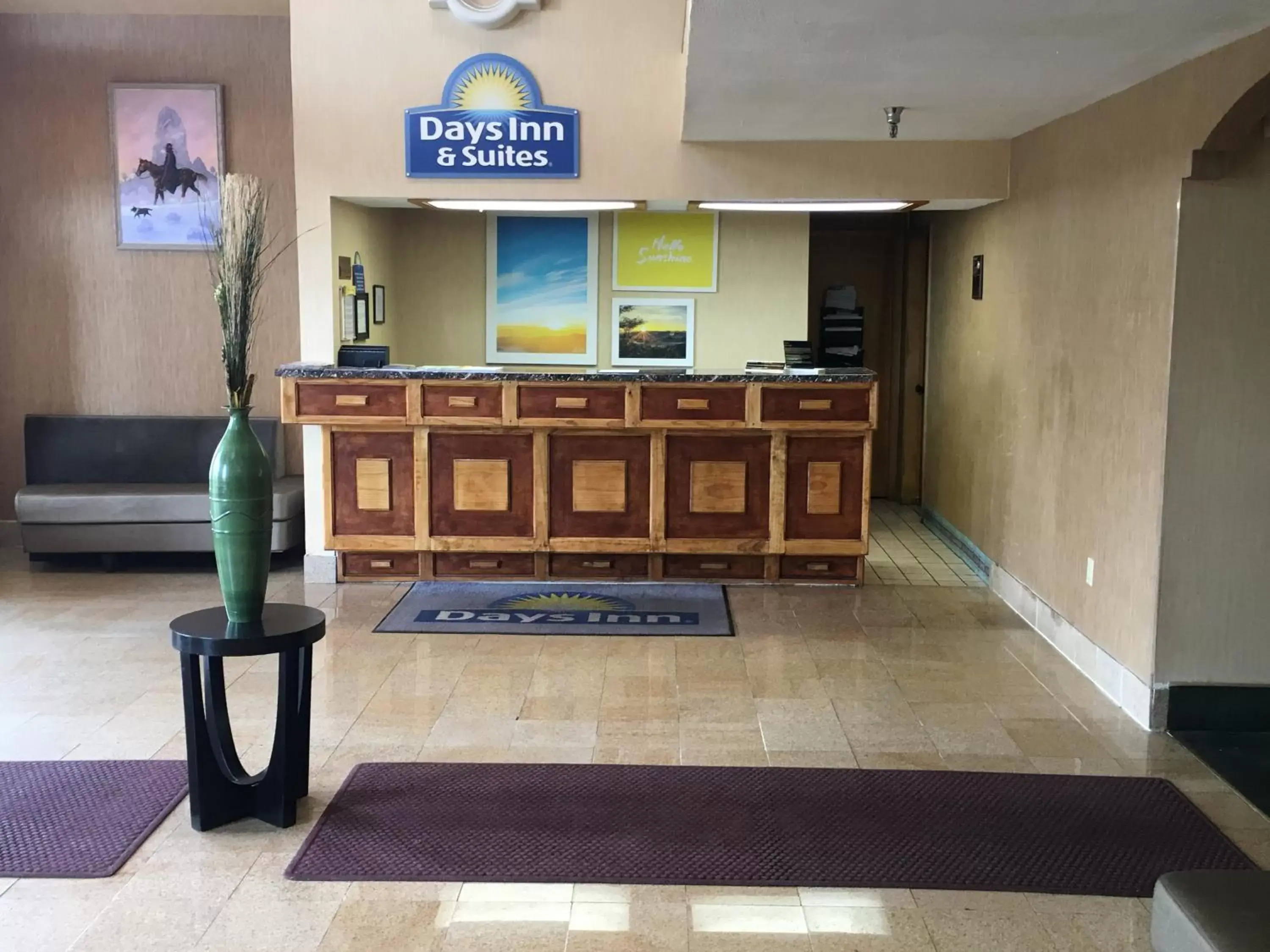 Property building, Lobby/Reception in Days Inn & Suites by Wyndham Red Rock-Gallup