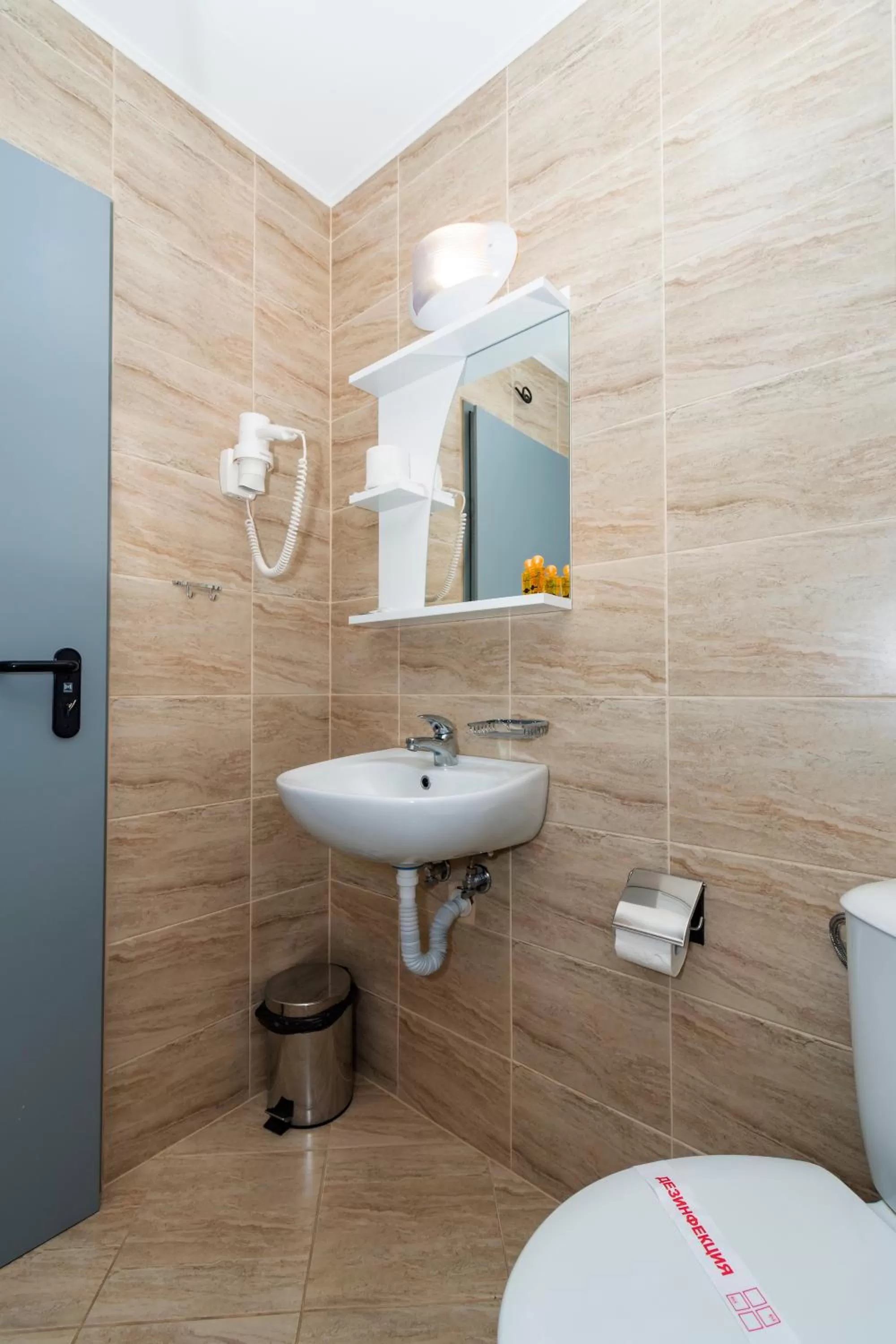 Bathroom in Hotel City