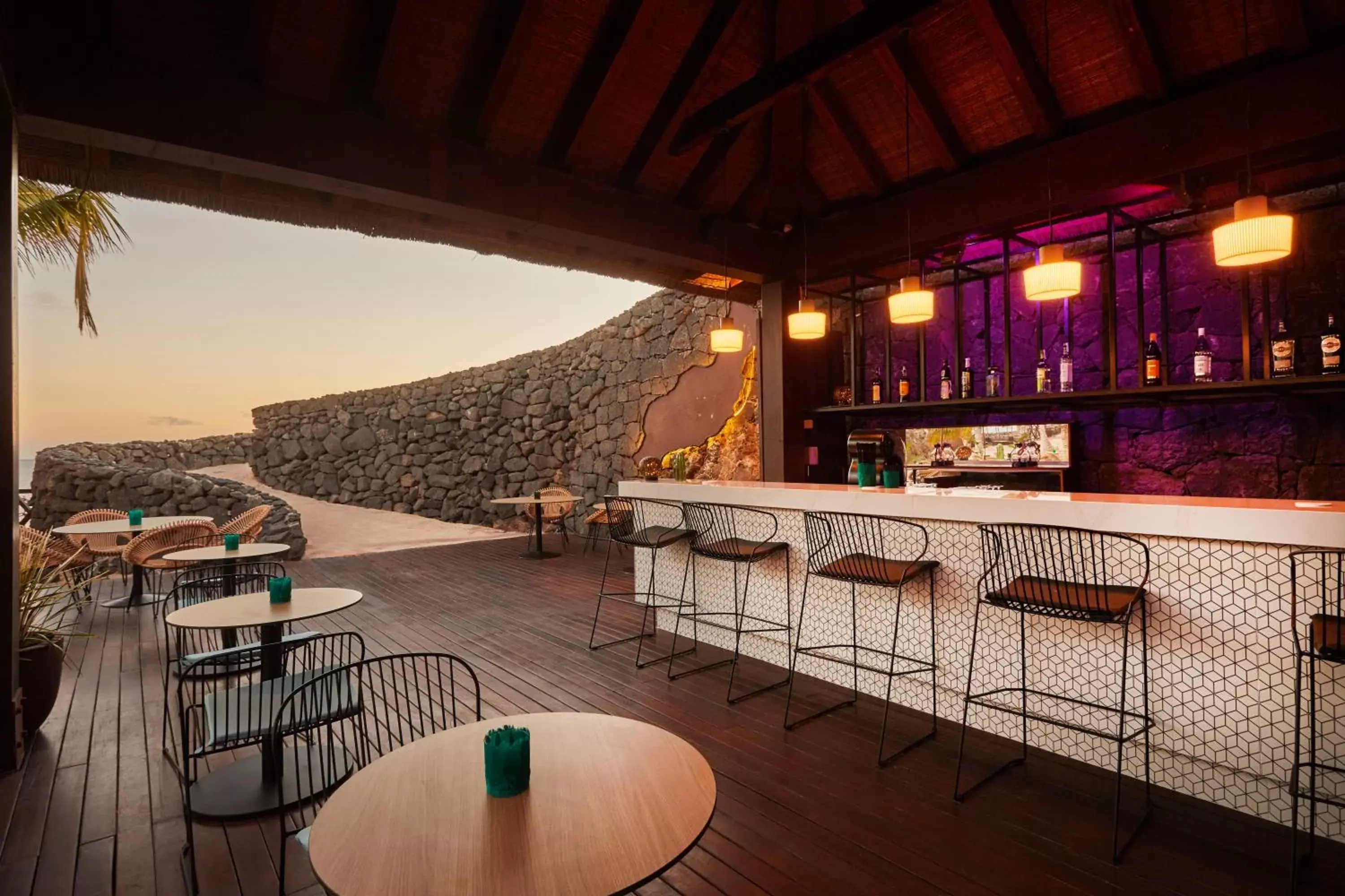 Balcony/Terrace, Lounge/Bar in Secrets Lanzarote Resort & Spa - Adults Only (+18)