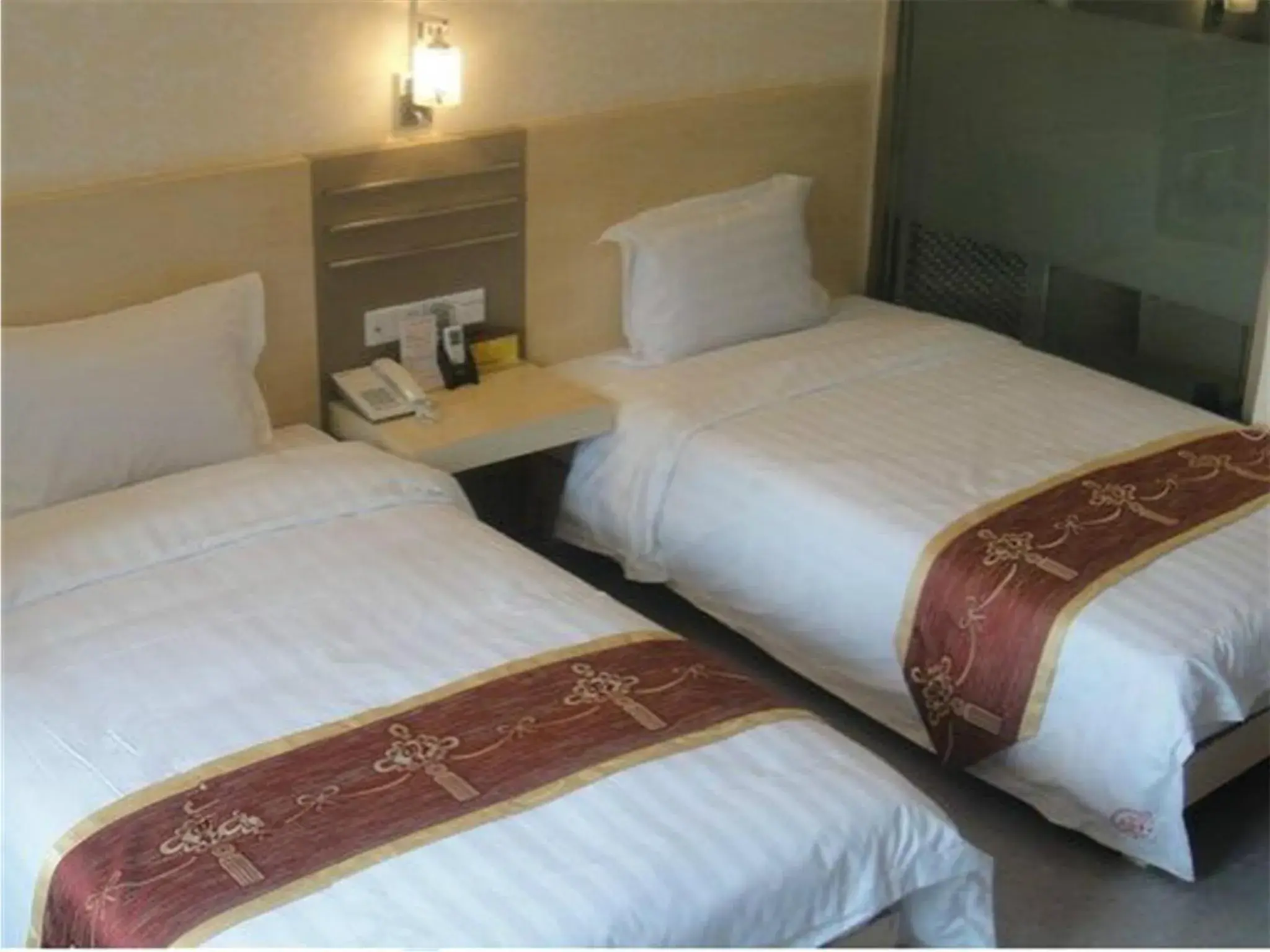 Photo of the whole room, Bed in Guang Dong Hotel