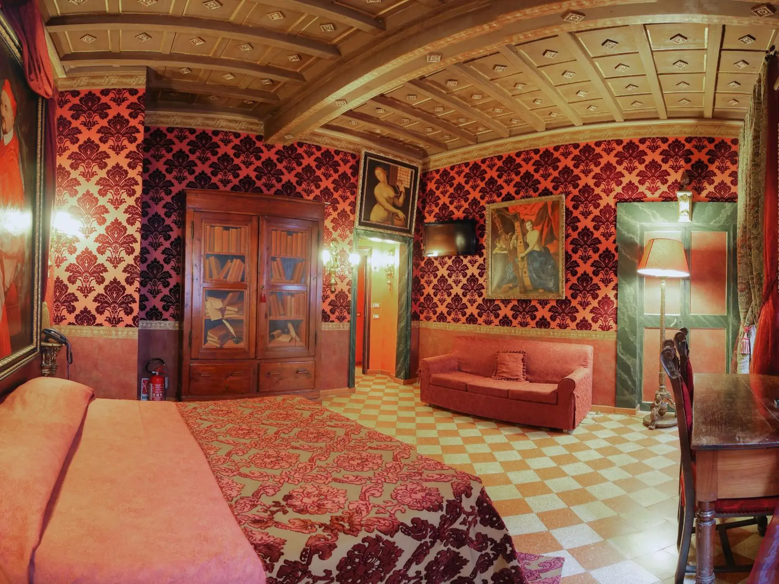 Photo of the whole room, Bed in Antica Dimora De Michaelis