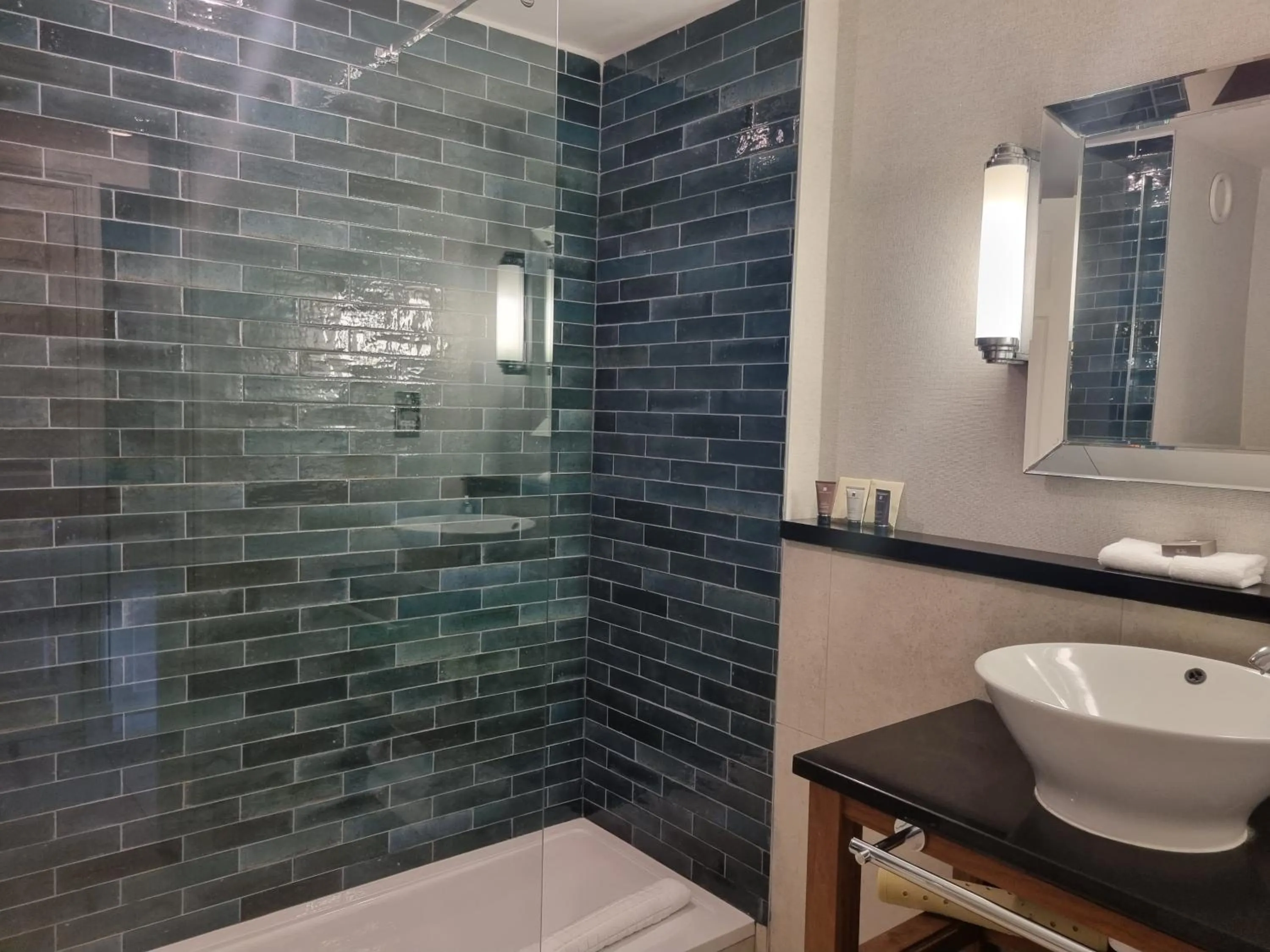 Shower in Rowhill Grange Hotel & Utopia Spa