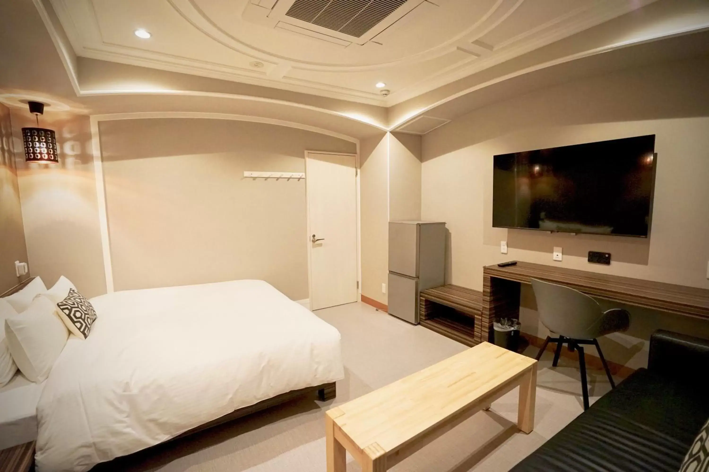 TV and multimedia, Bed in Hotel 88 Shinsaibashi