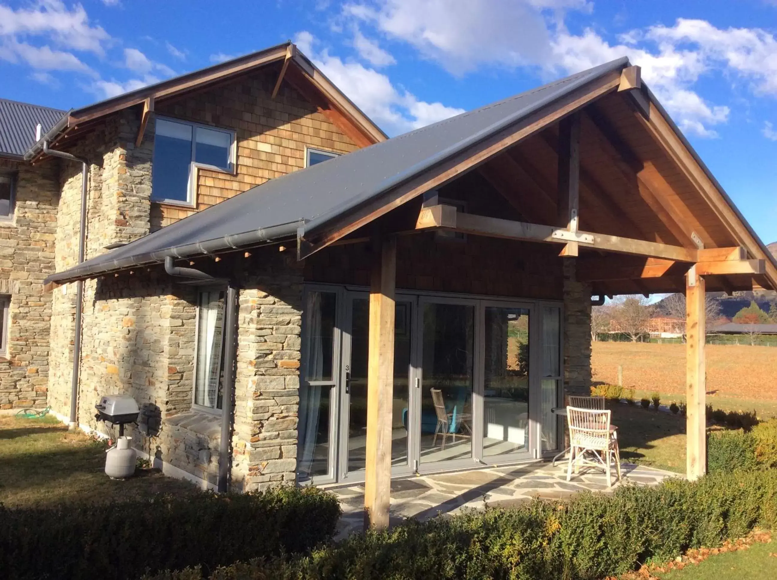 Facade/entrance, Property Building in Golfcourse Road Chalets and Lodge