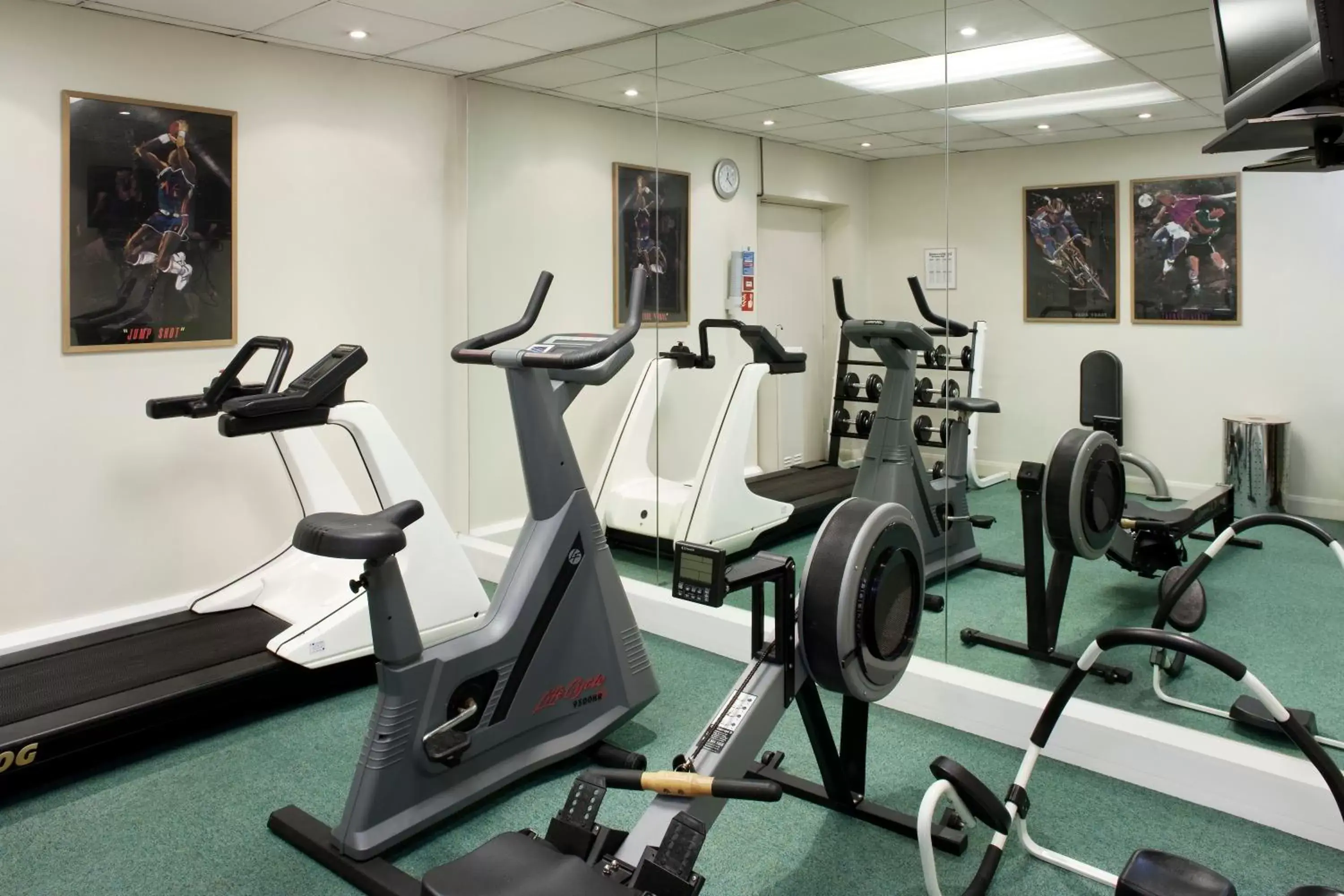 Fitness centre/facilities, Fitness Center/Facilities in Citrus Hotel Coventry South by Compass Hospitality