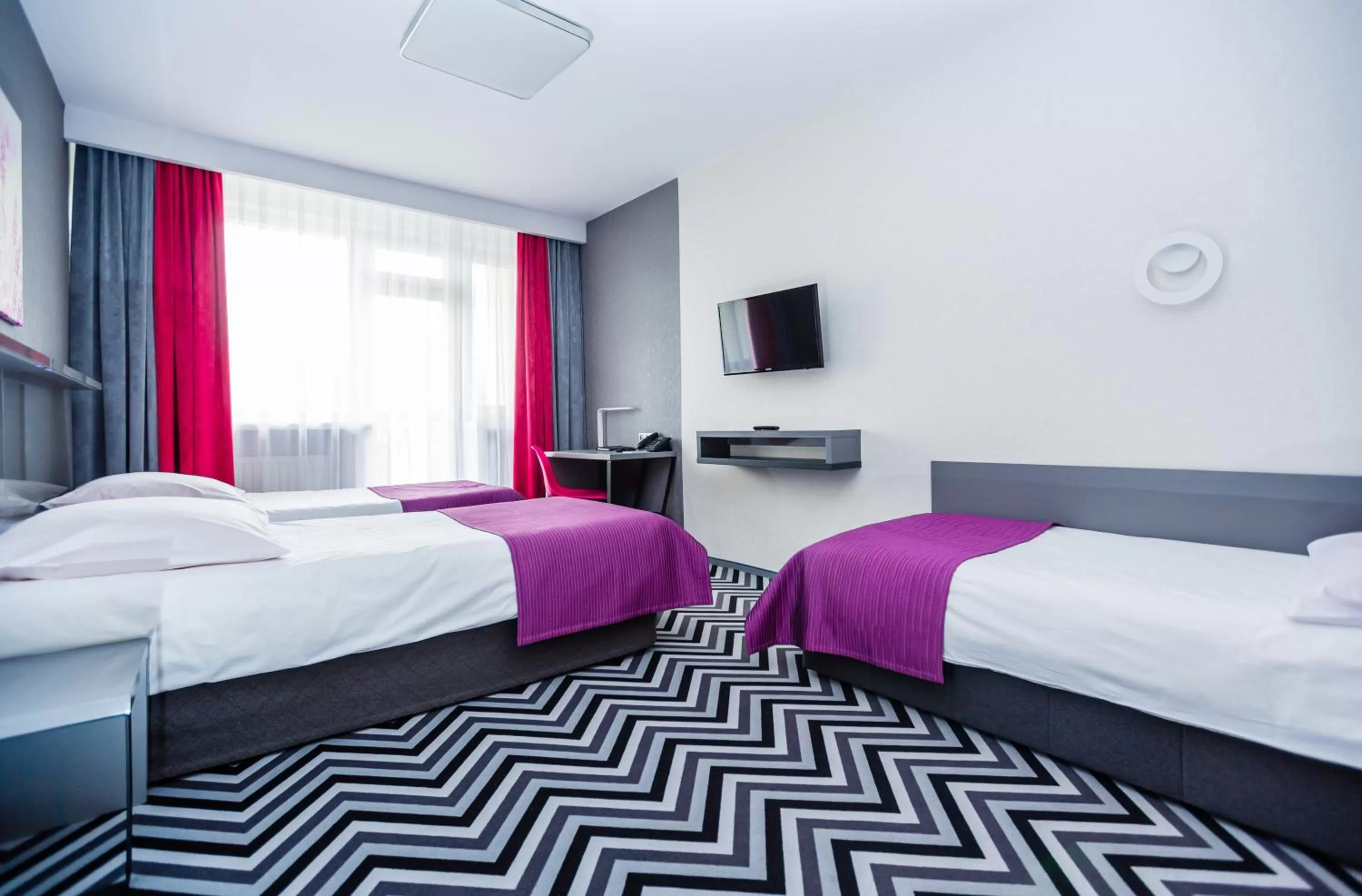 Photo of the whole room, Bed in Hotel Wyspiański