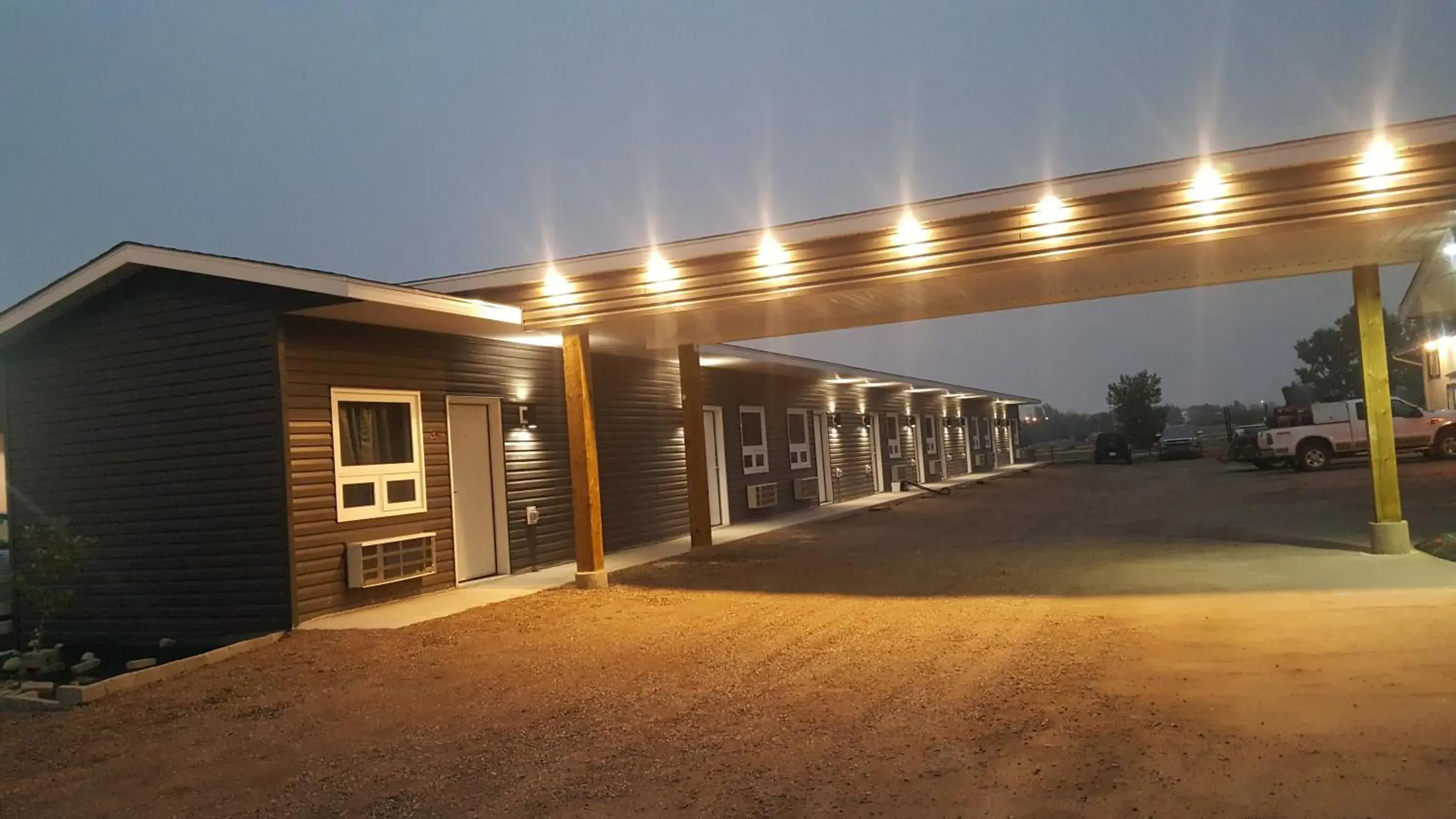 Facade/entrance, Property Building in Centennial Motel