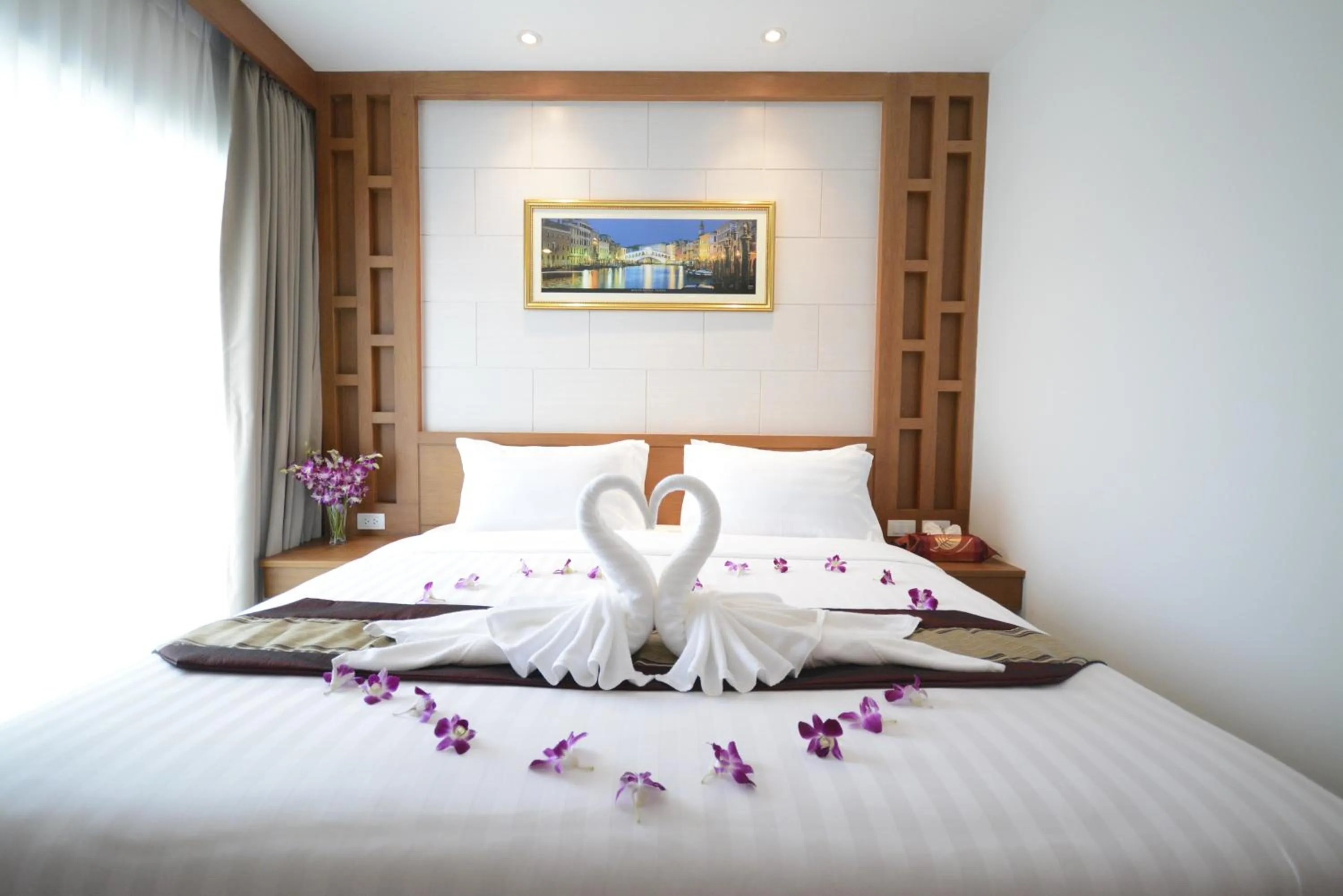 Bed in The Patong Center Hotel