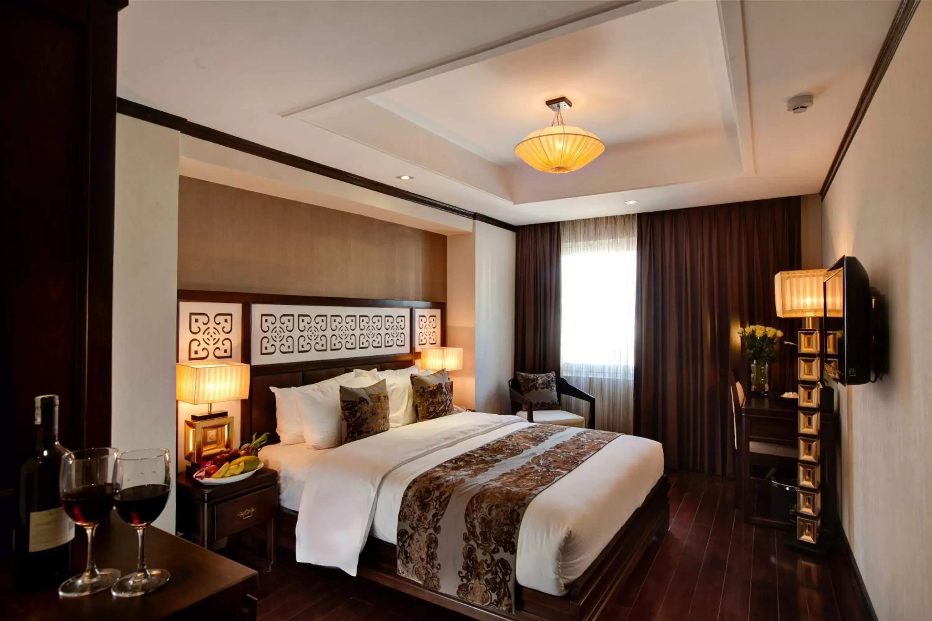 Living room, Bed in Golden Lotus Luxury Hotel