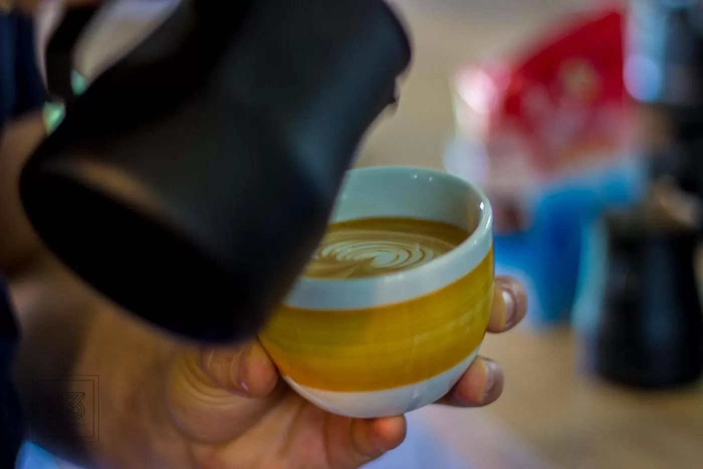 Coffee/tea facilities in HOTEL 63