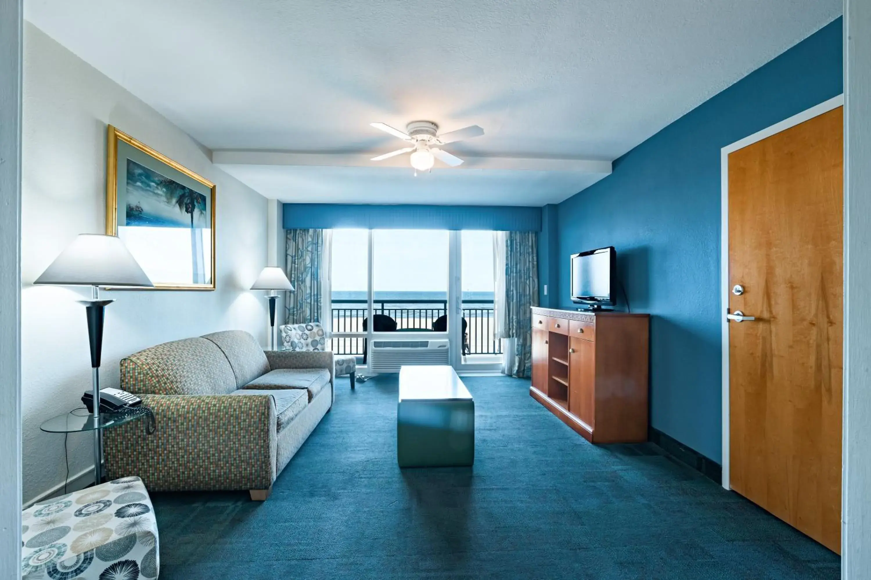 Living room, Seating Area in Ocean Sands Resort