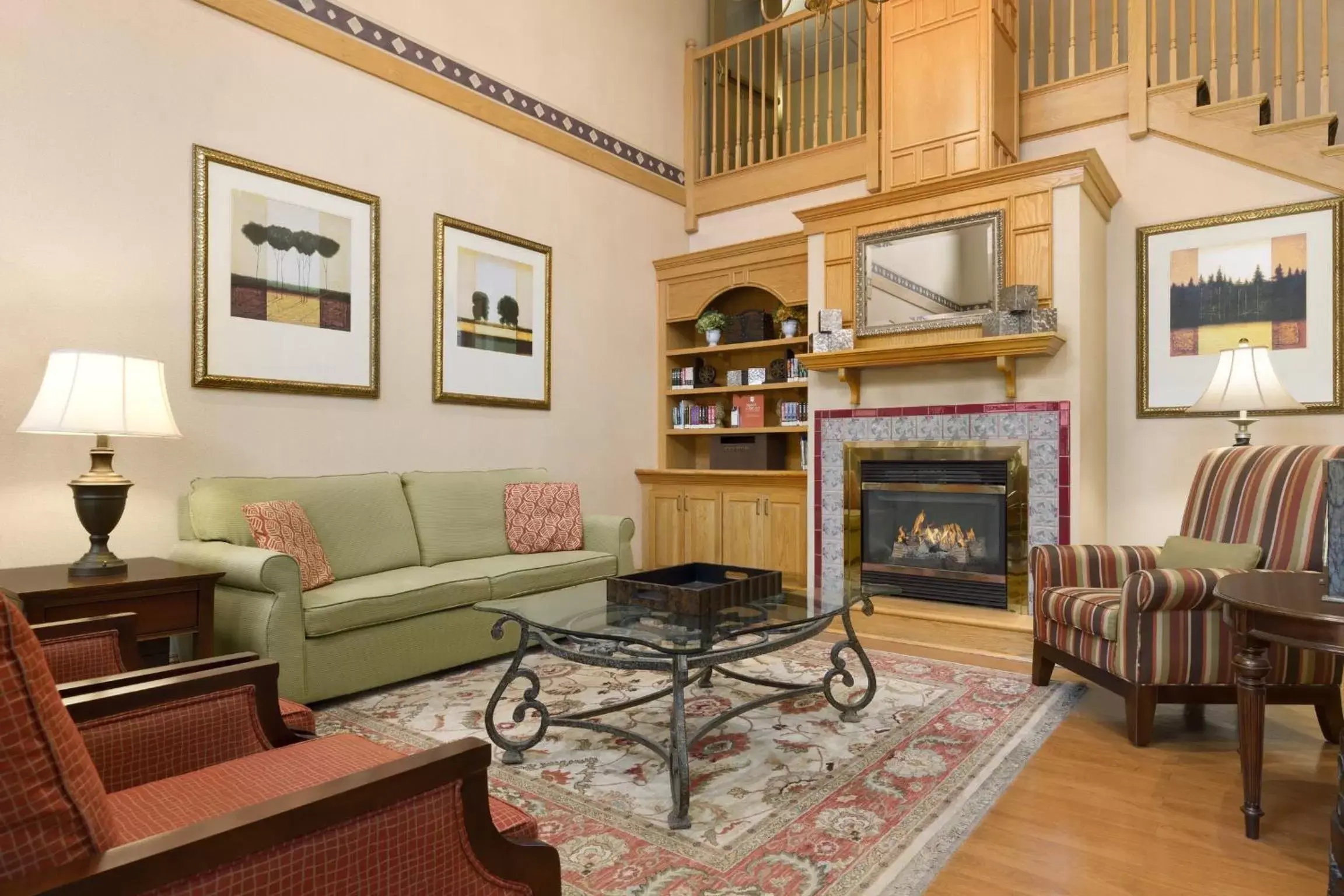 Lobby or reception, Seating Area in Country Inn & Suites by Radisson, Frackville (Pottsville), PA