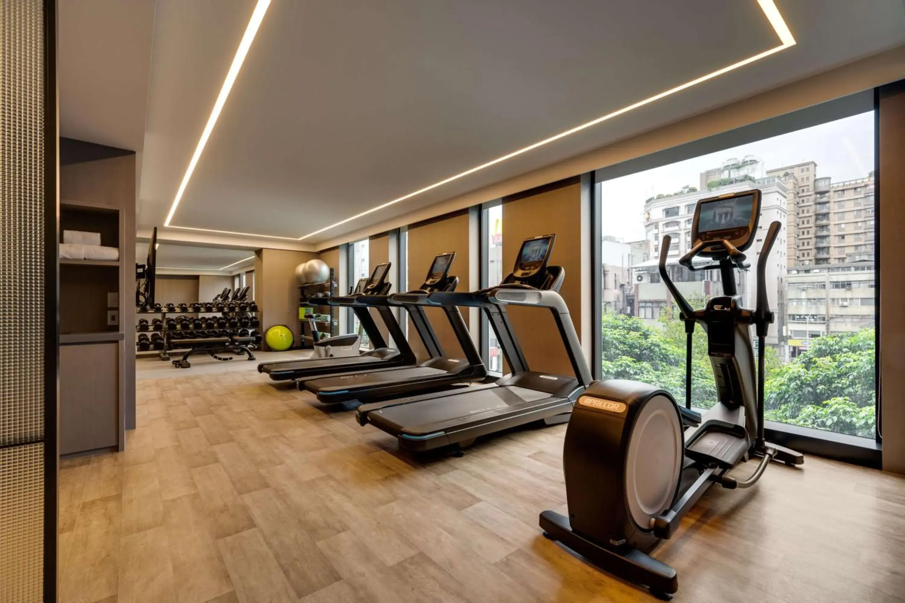 Fitness centre/facilities, Fitness Center/Facilities in Hotel Resonance Taipei, Tapestry Collection by Hilton