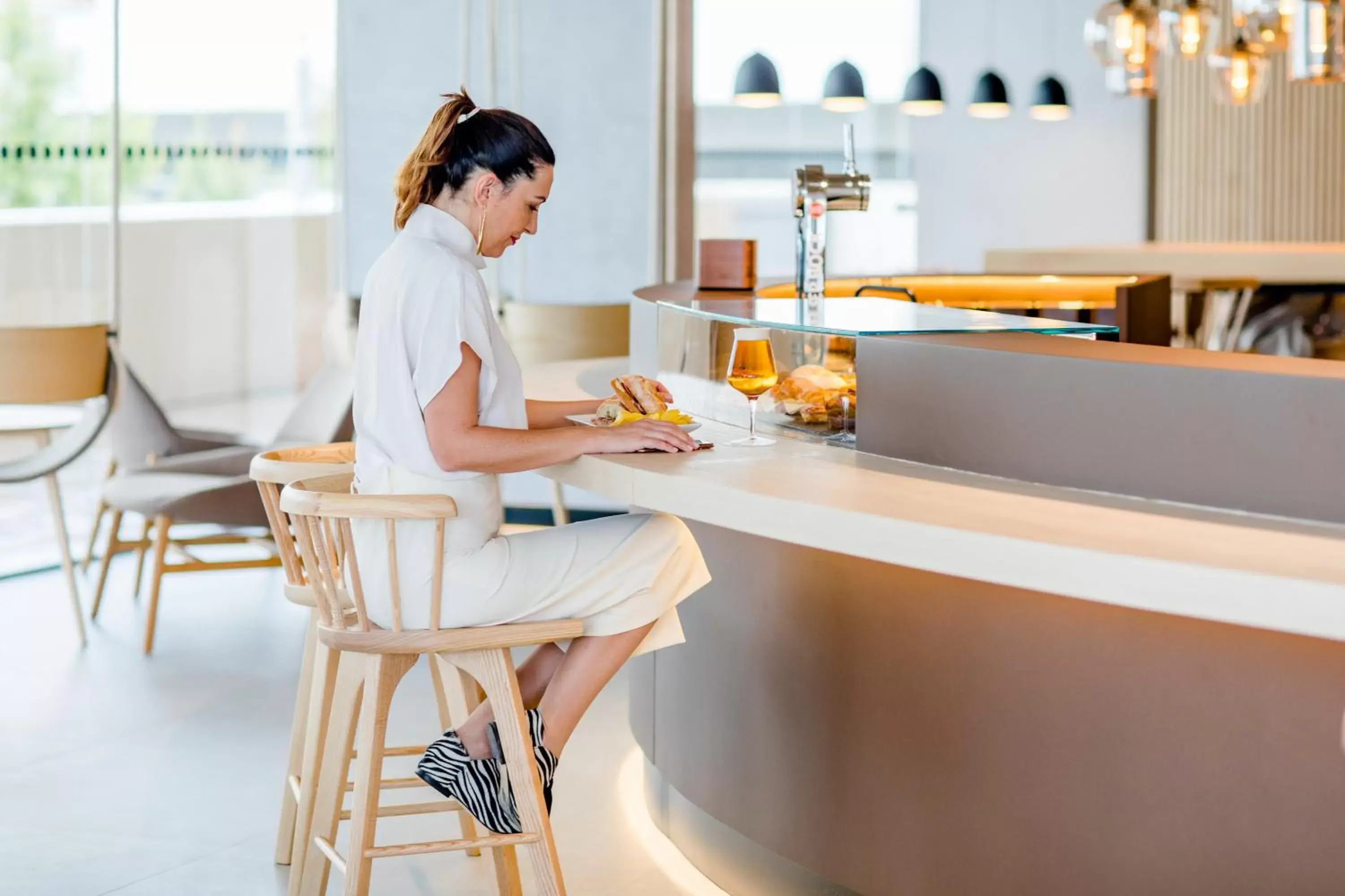 Lounge or bar in Mercure Fátima