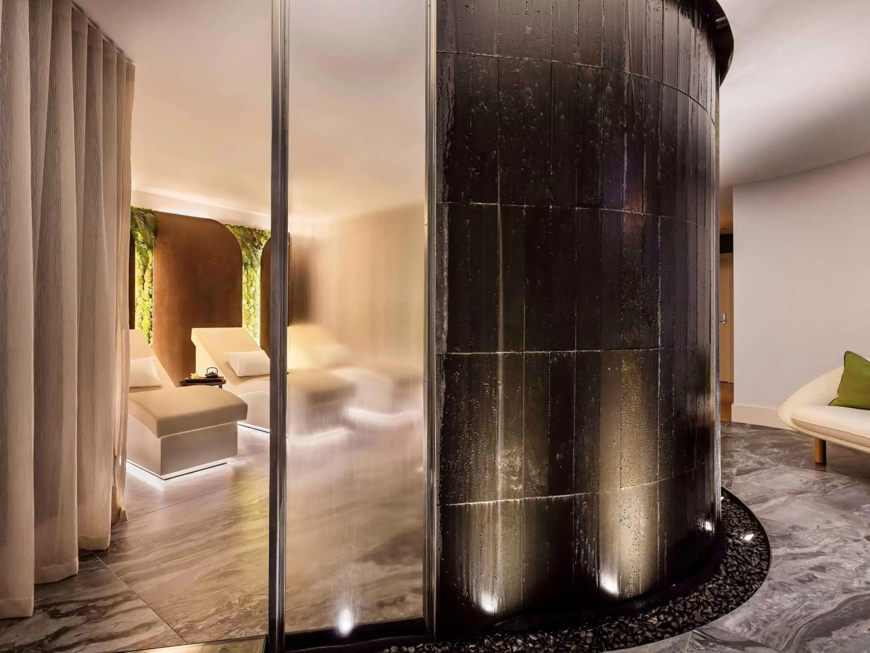 Spa and wellness centre/facilities, Bathroom in Sofitel Auckland Viaduct Harbour