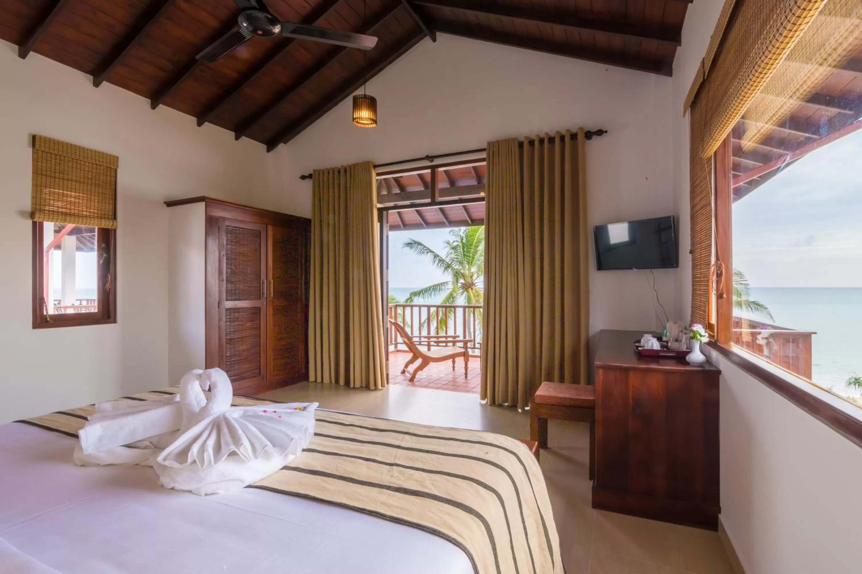 Coffee/tea facilities, Bed in Ananya Beach Resort