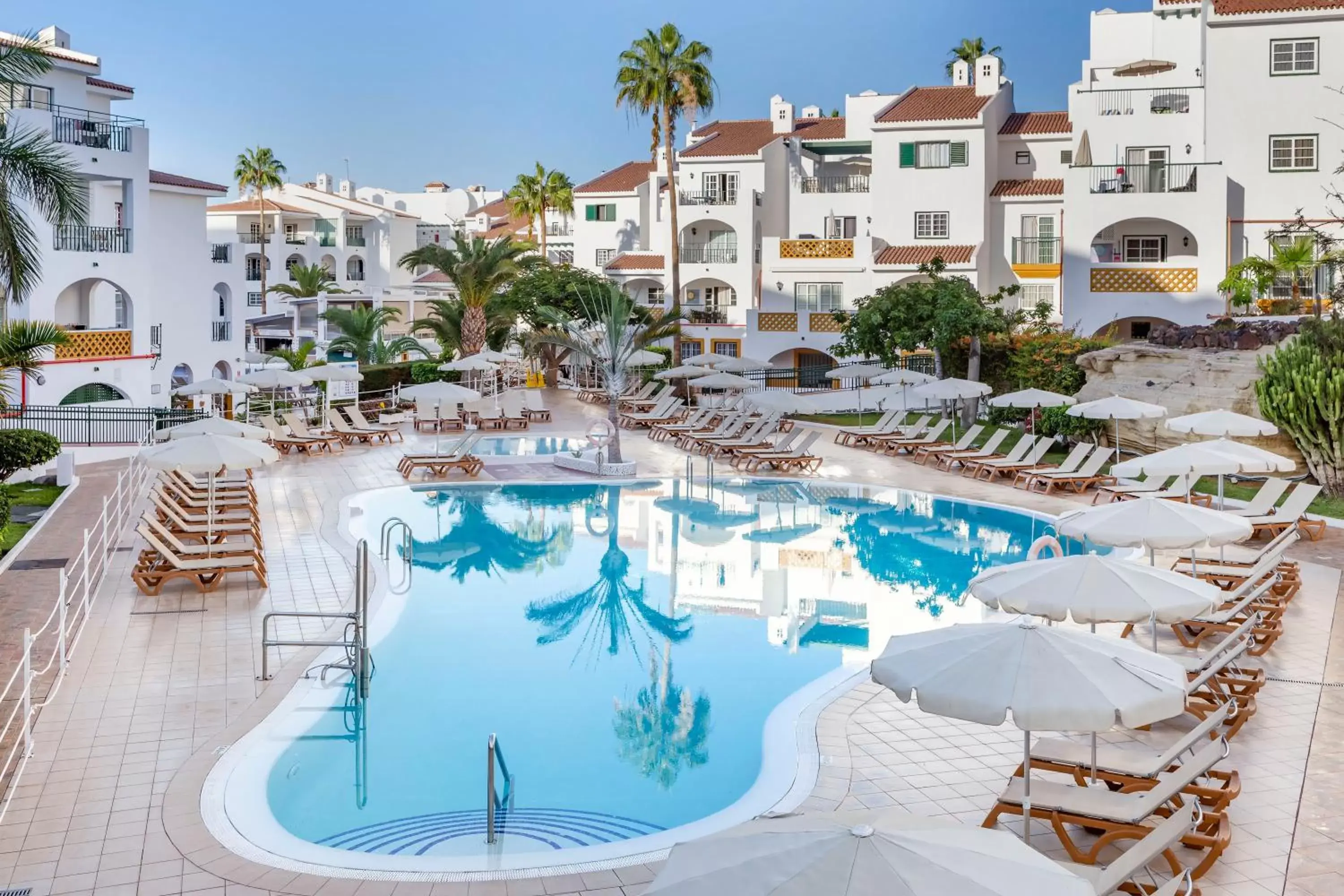 Swimming pool, Pool View in Sunset Harbour Club