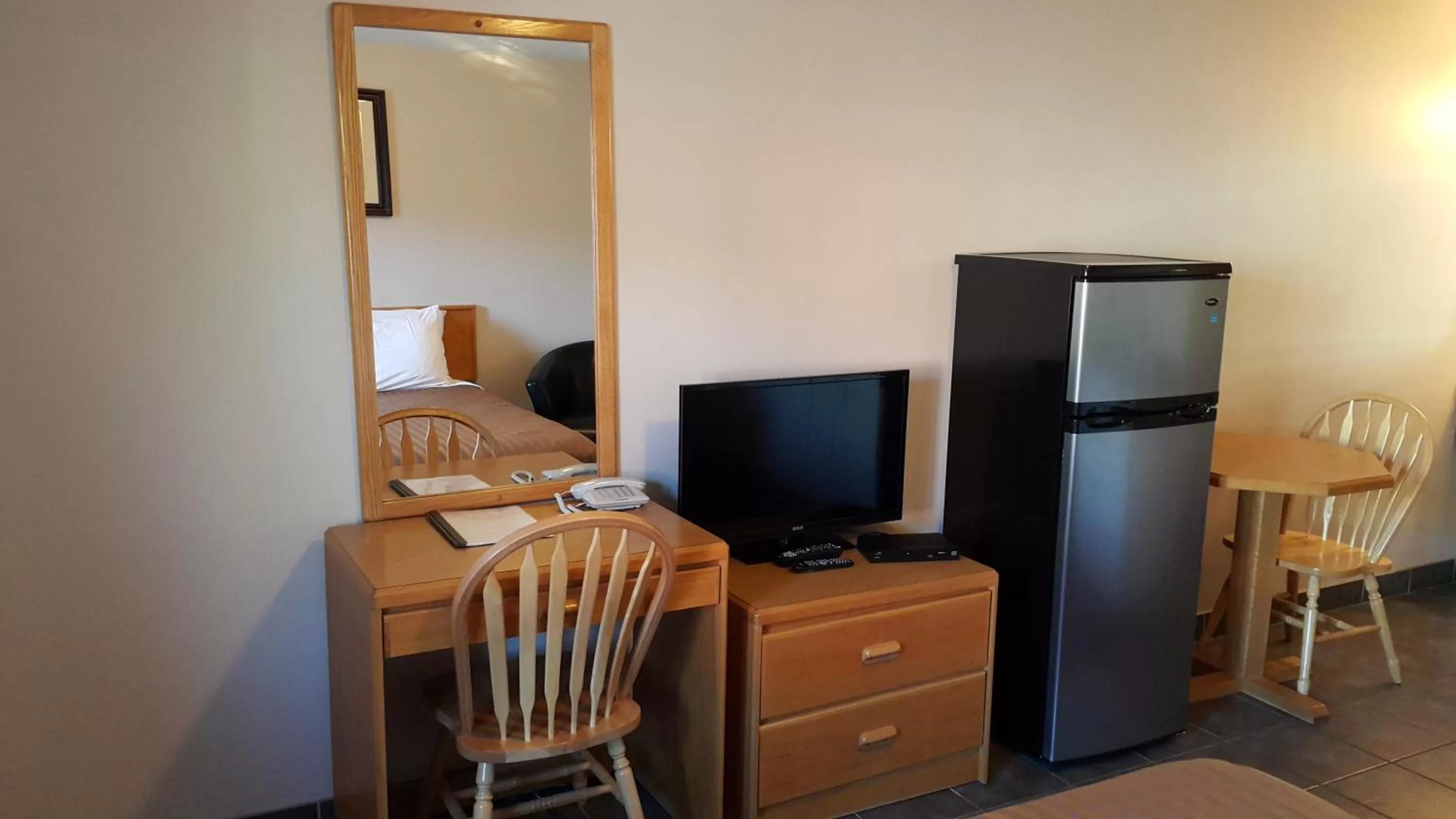 TV and multimedia in Cactus Tree Inn