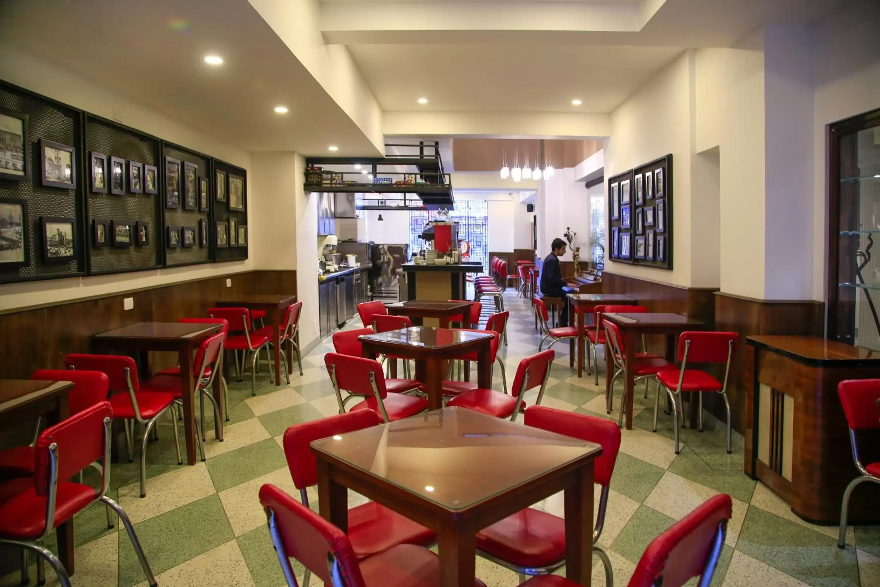 Restaurant/places to eat in Hotel Museo San Moritz Restaurant/places to eat in Hotel Museo San Moritz