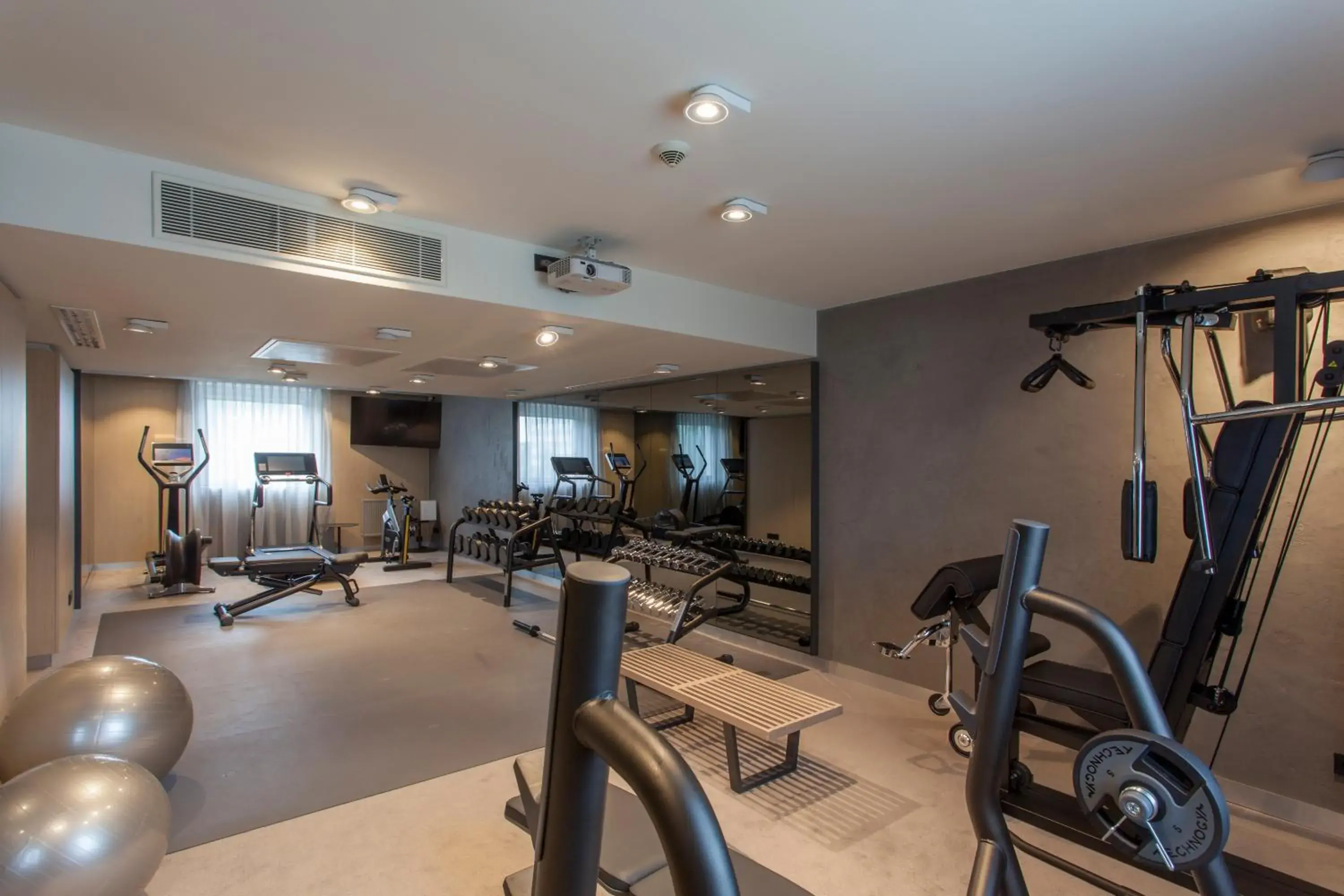 Area and facilities, Fitness Center/Facilities in Ilonn Hotel