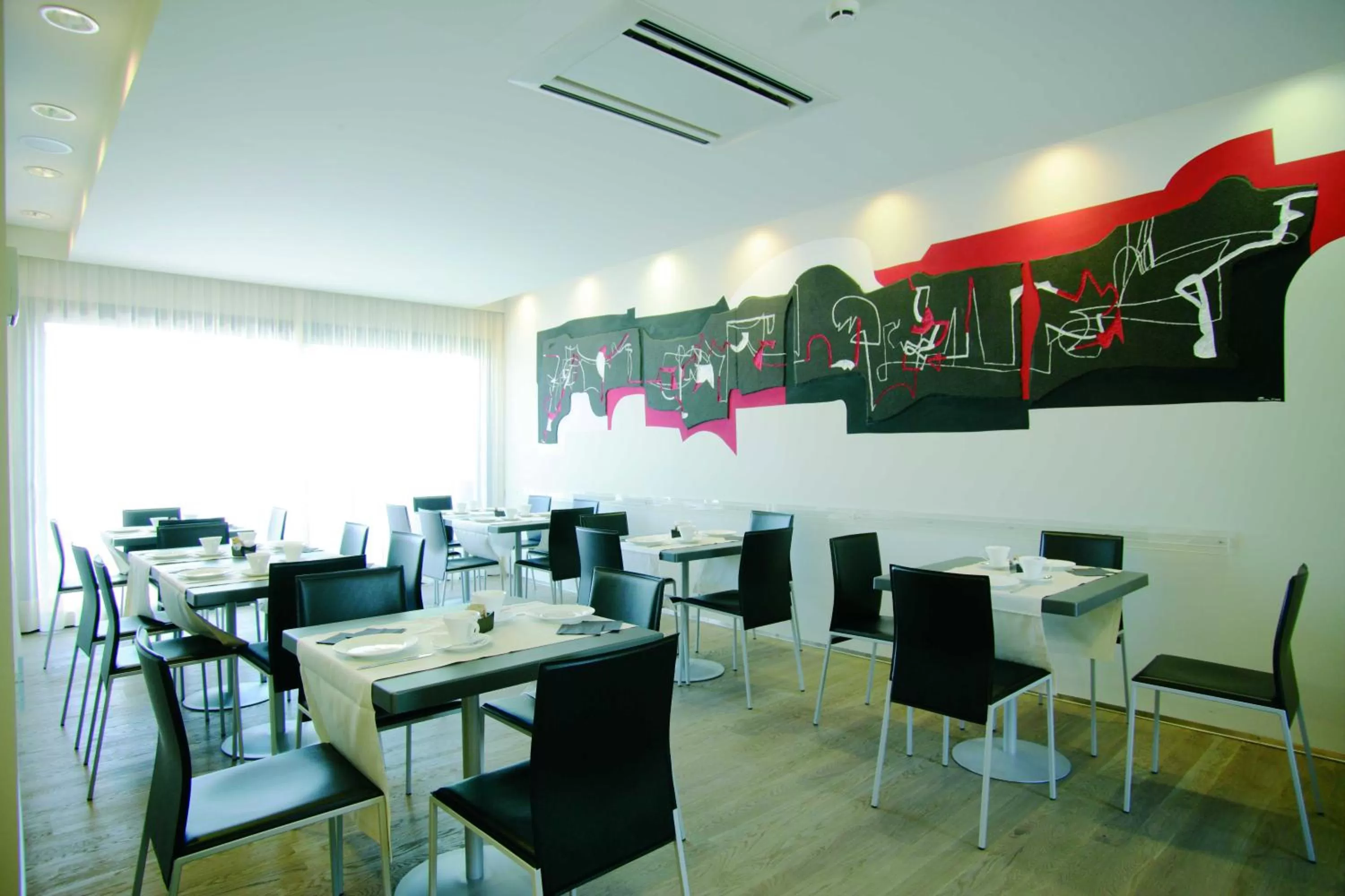 Restaurant/places to eat in Art Hotel Udine