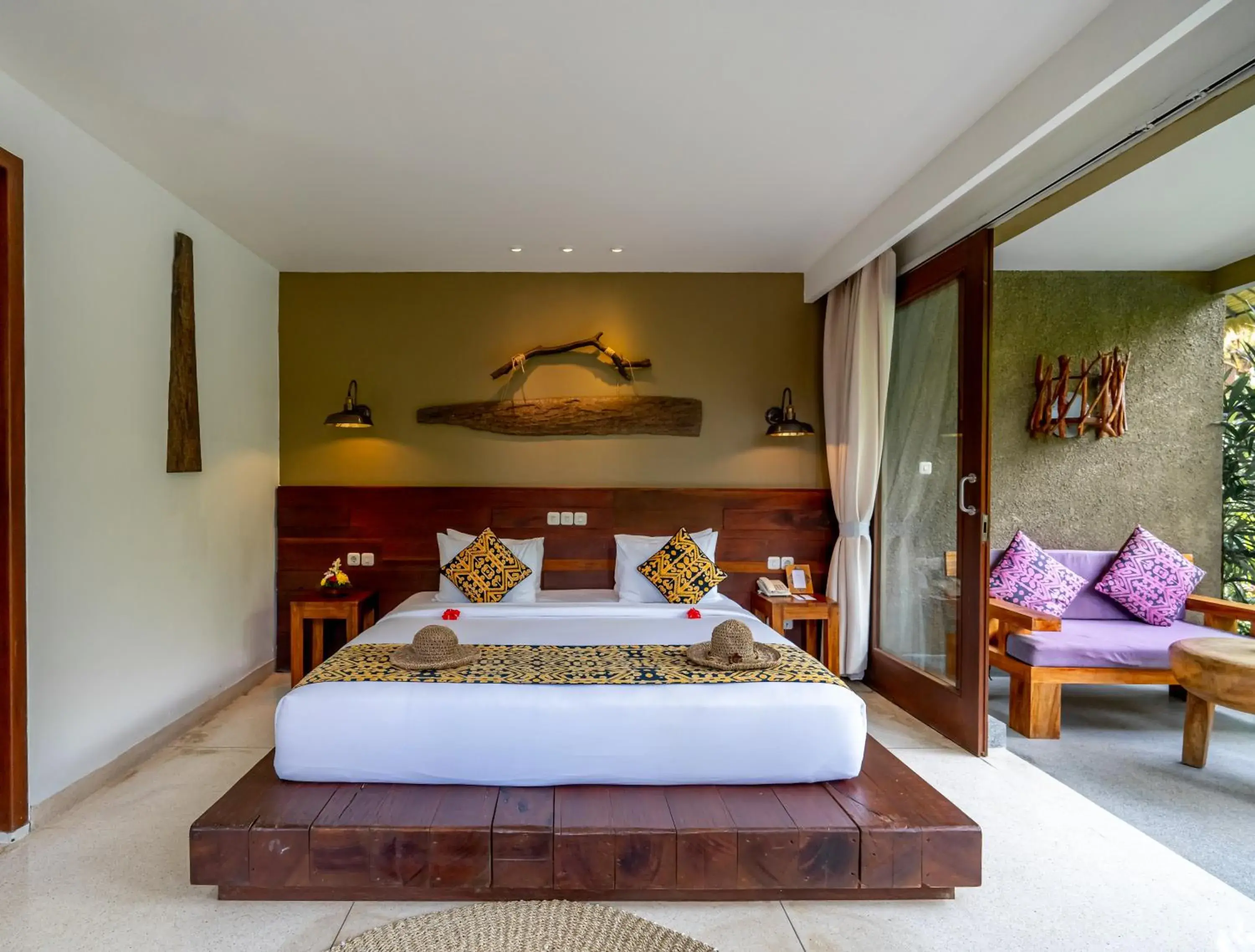 Property building, Bed in Honai Resort