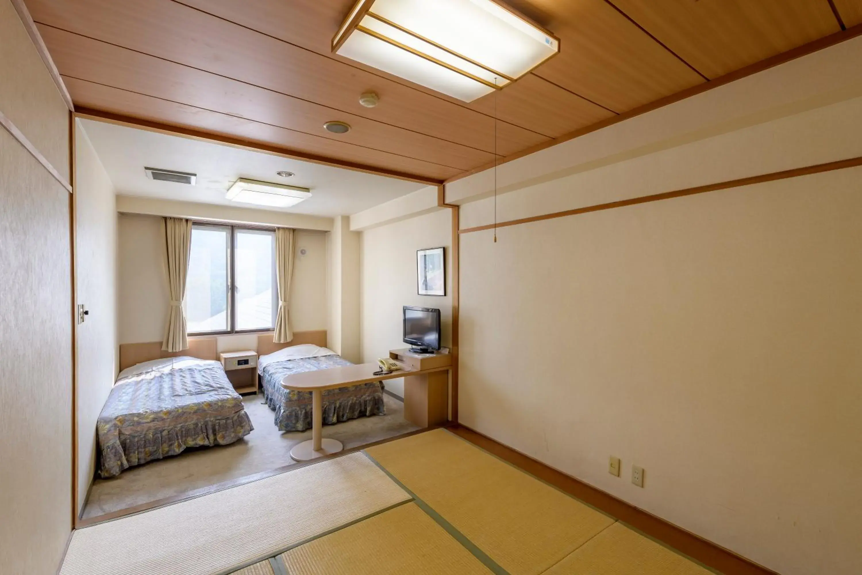 Photo of the whole room, Bed in Hotel Tagawa
