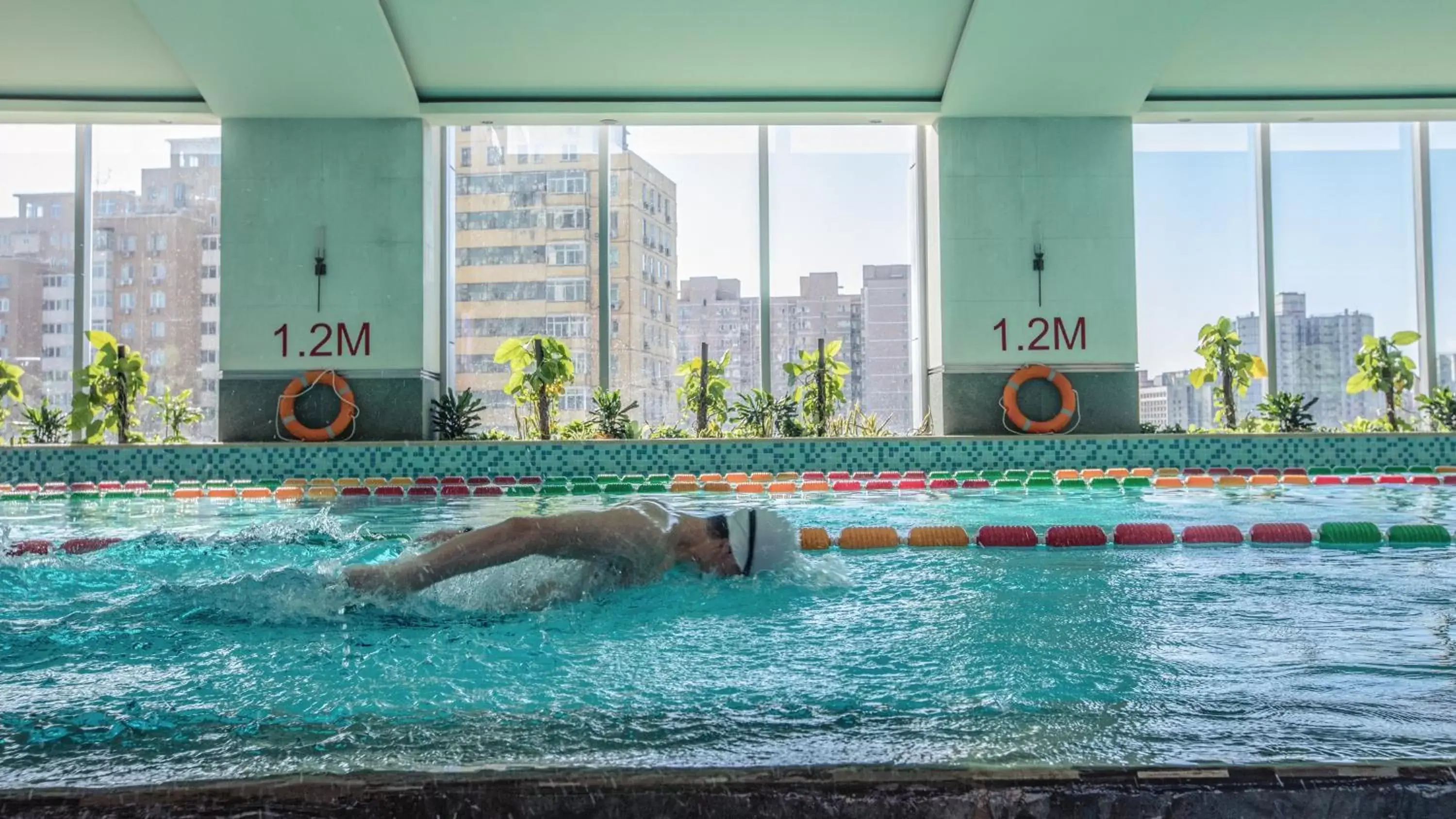 Swimming pool in Shangri-La Beijing