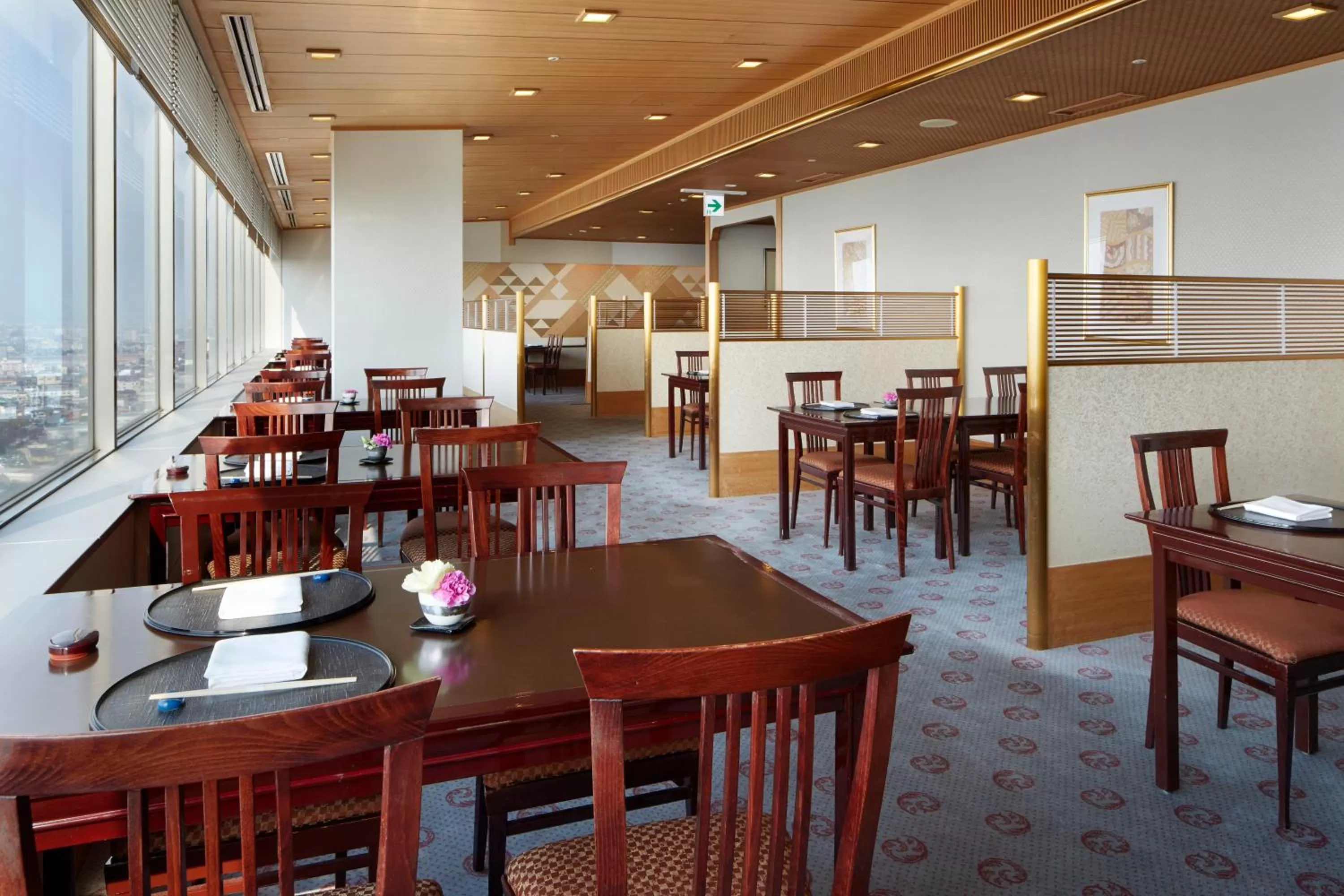 Restaurant/places to eat in Hotel Agora Regency Osaka Sakai