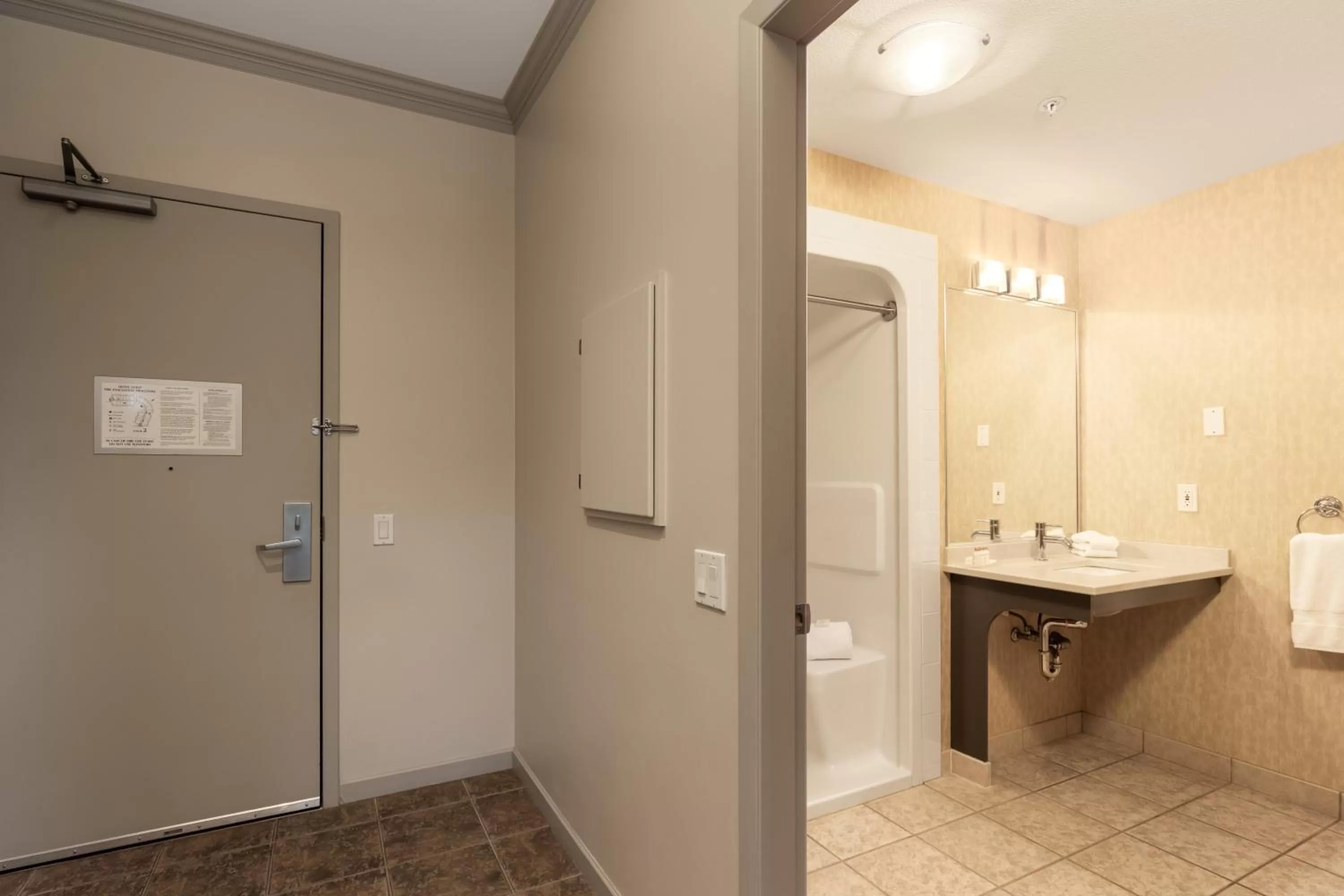 Facility for disabled guests in Manteo at Eldorado Resort