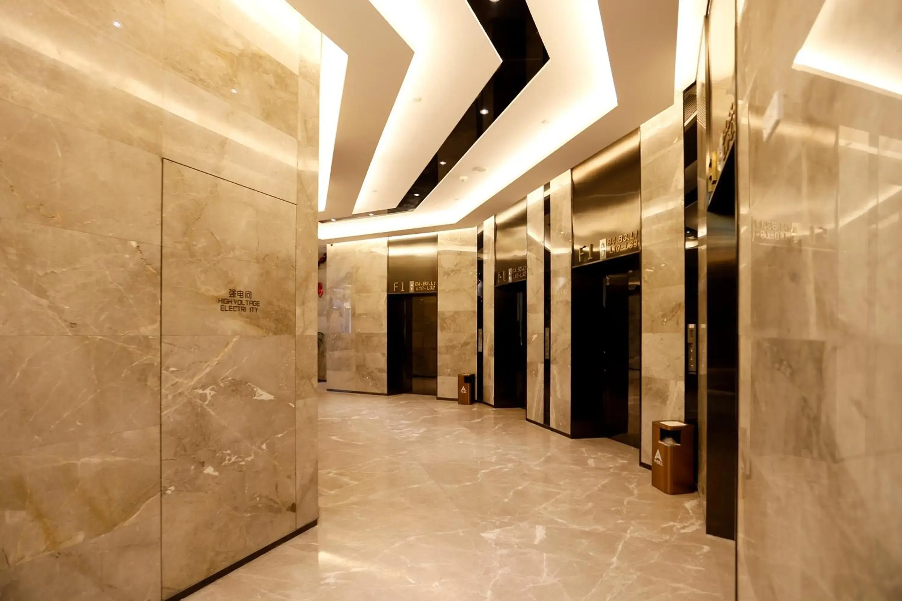 Lobby or reception, Bathroom in Pengman Beijing Rd. A-mall Apartment