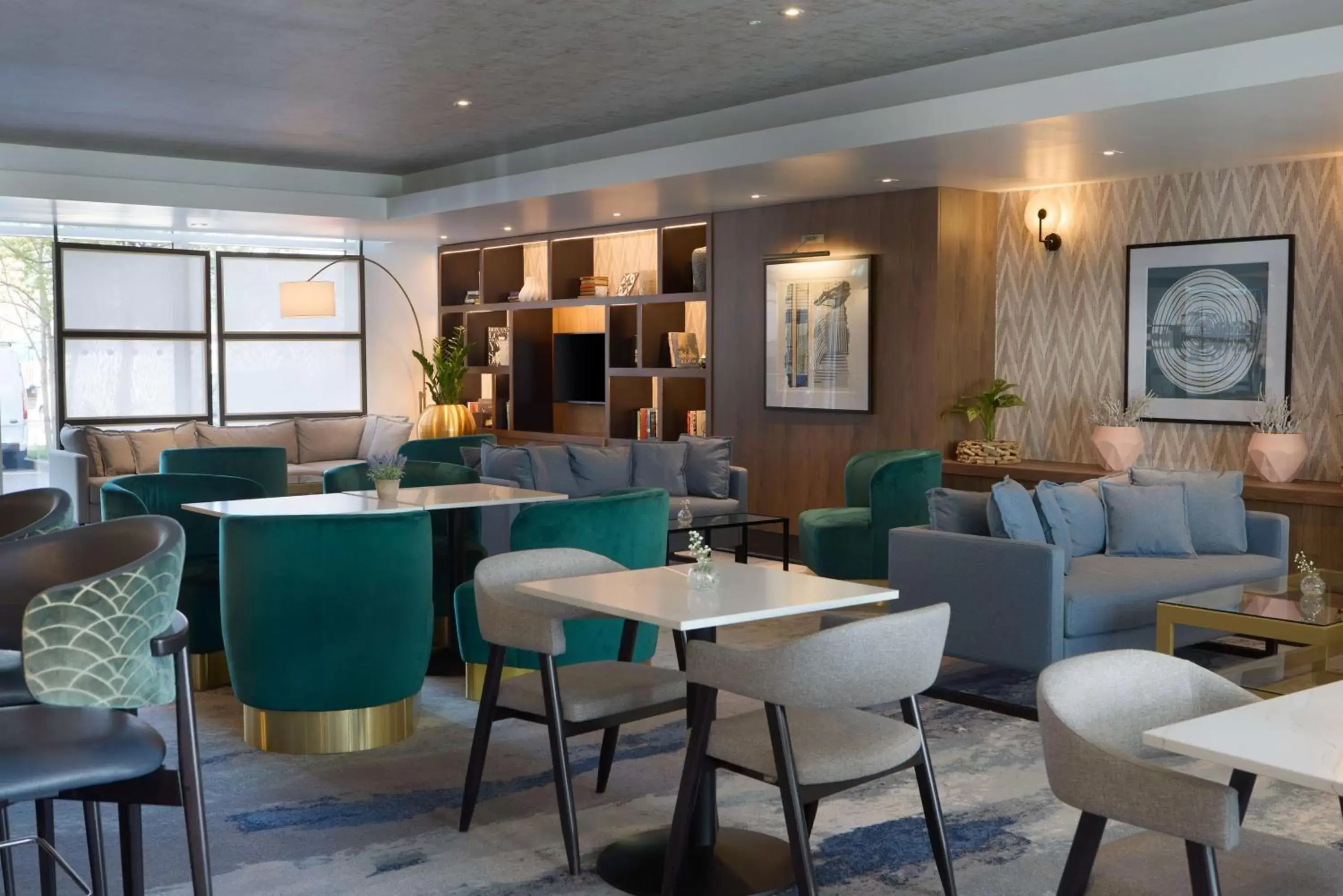 Restaurant/places to eat, Lounge/Bar in DoubleTree By Hilton London Excel