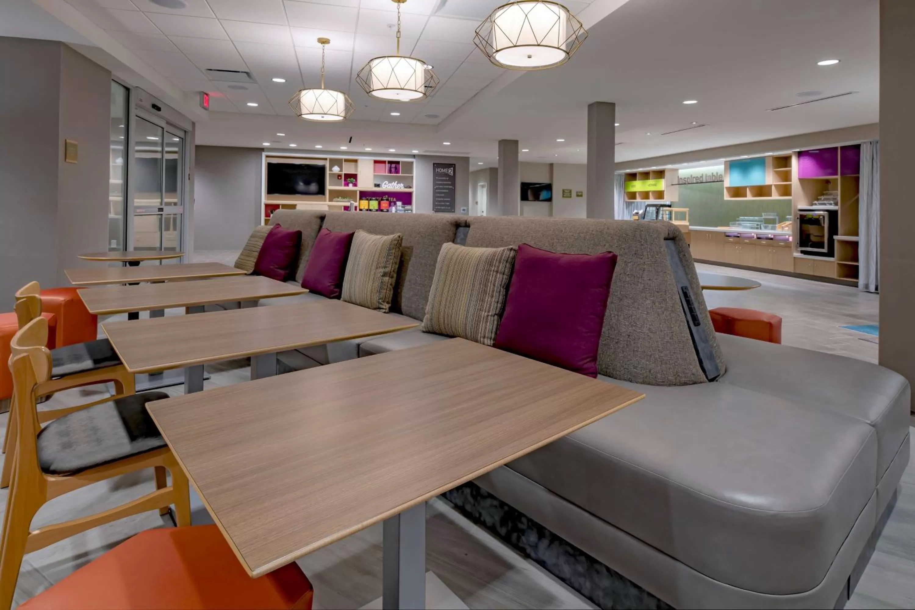 Lobby or reception in Home2 Suites By Hilton Wayne, NJ