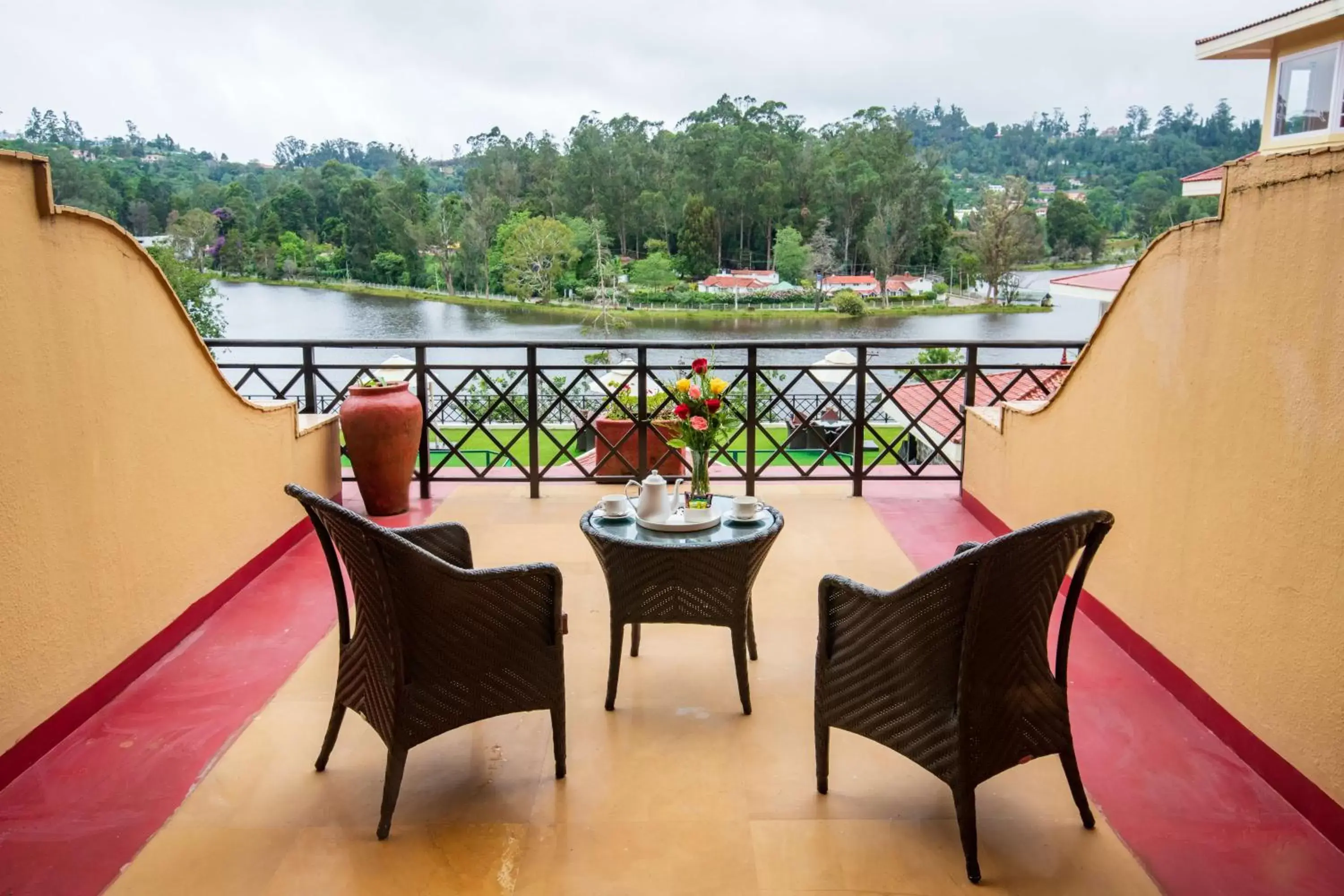 Balcony/Terrace in The Carlton Kodaikanal