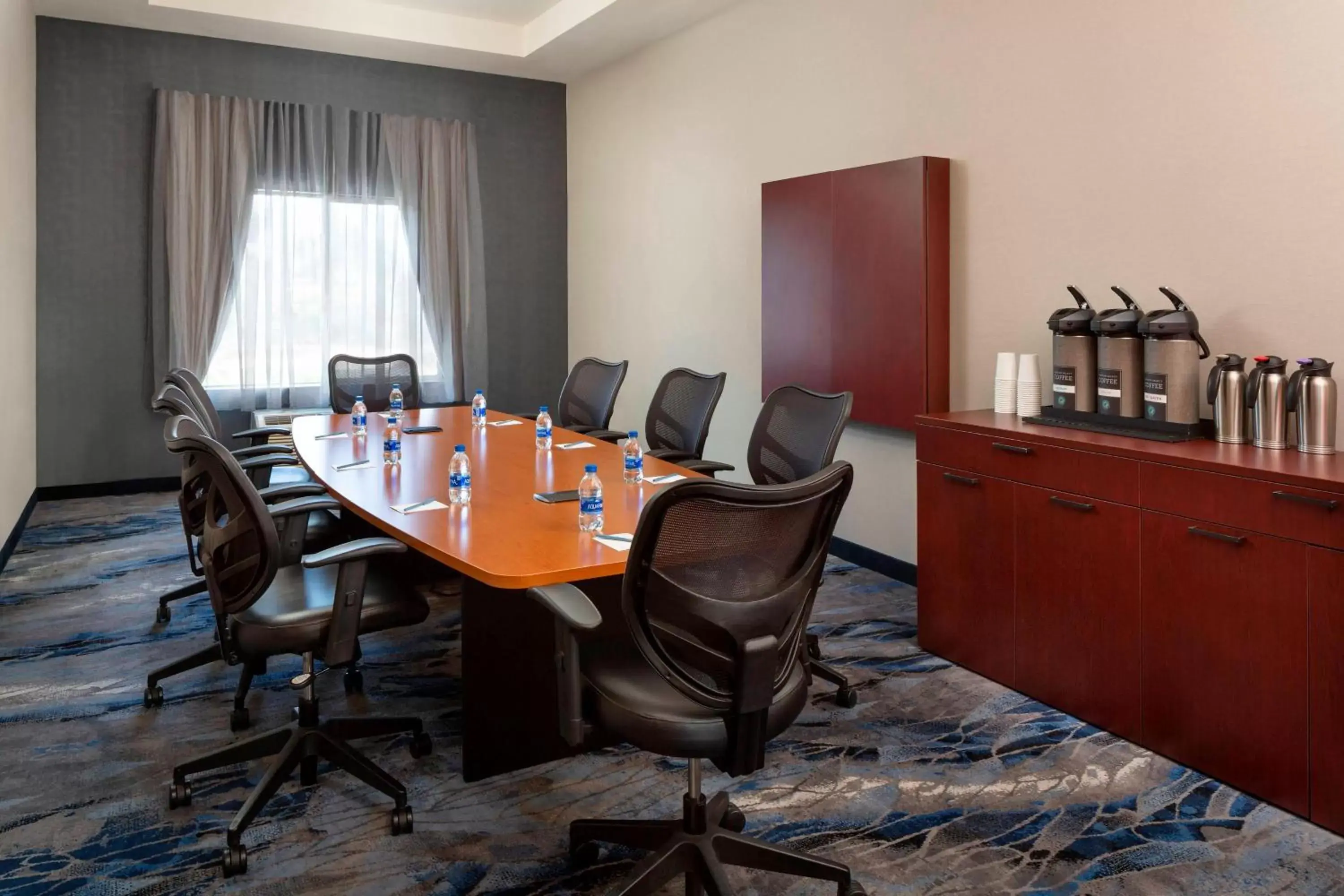 Meeting/conference room in Fairfield Inn & Suites by Marriott Selma Kingsburg