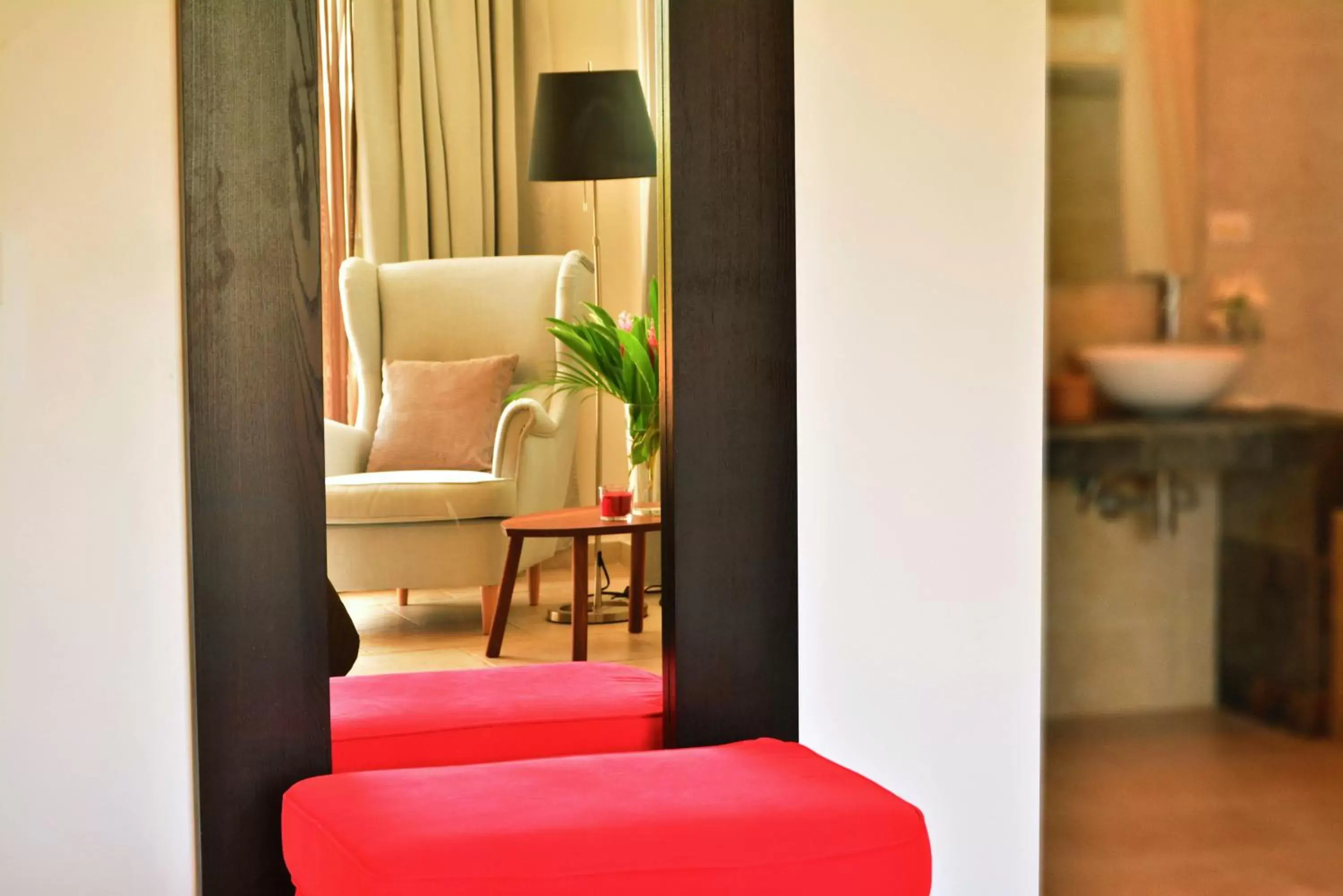 Bathroom, Seating Area in Instyle Residences at Infiniti Blu