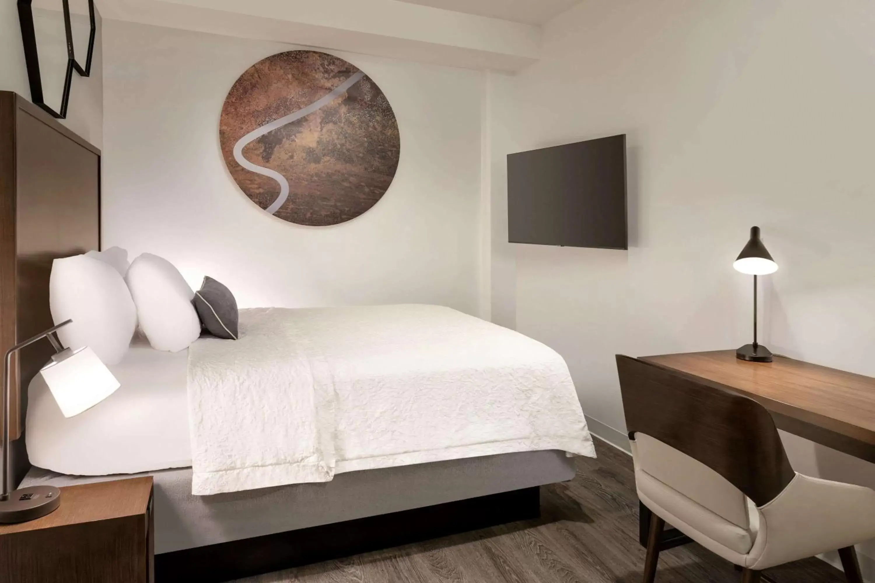 Double Room in Leavenworth Local Hotel Double Room in Leavenworth Local Hotel