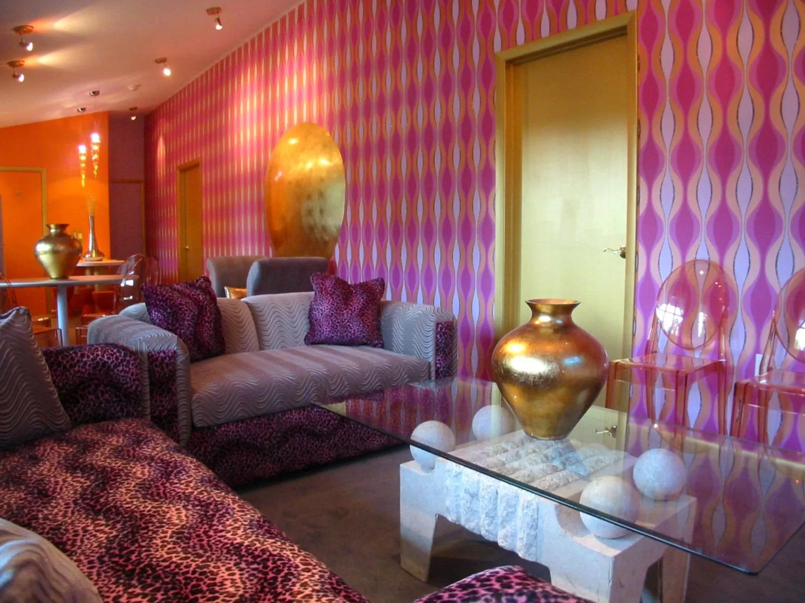 Living room in The Roxbury